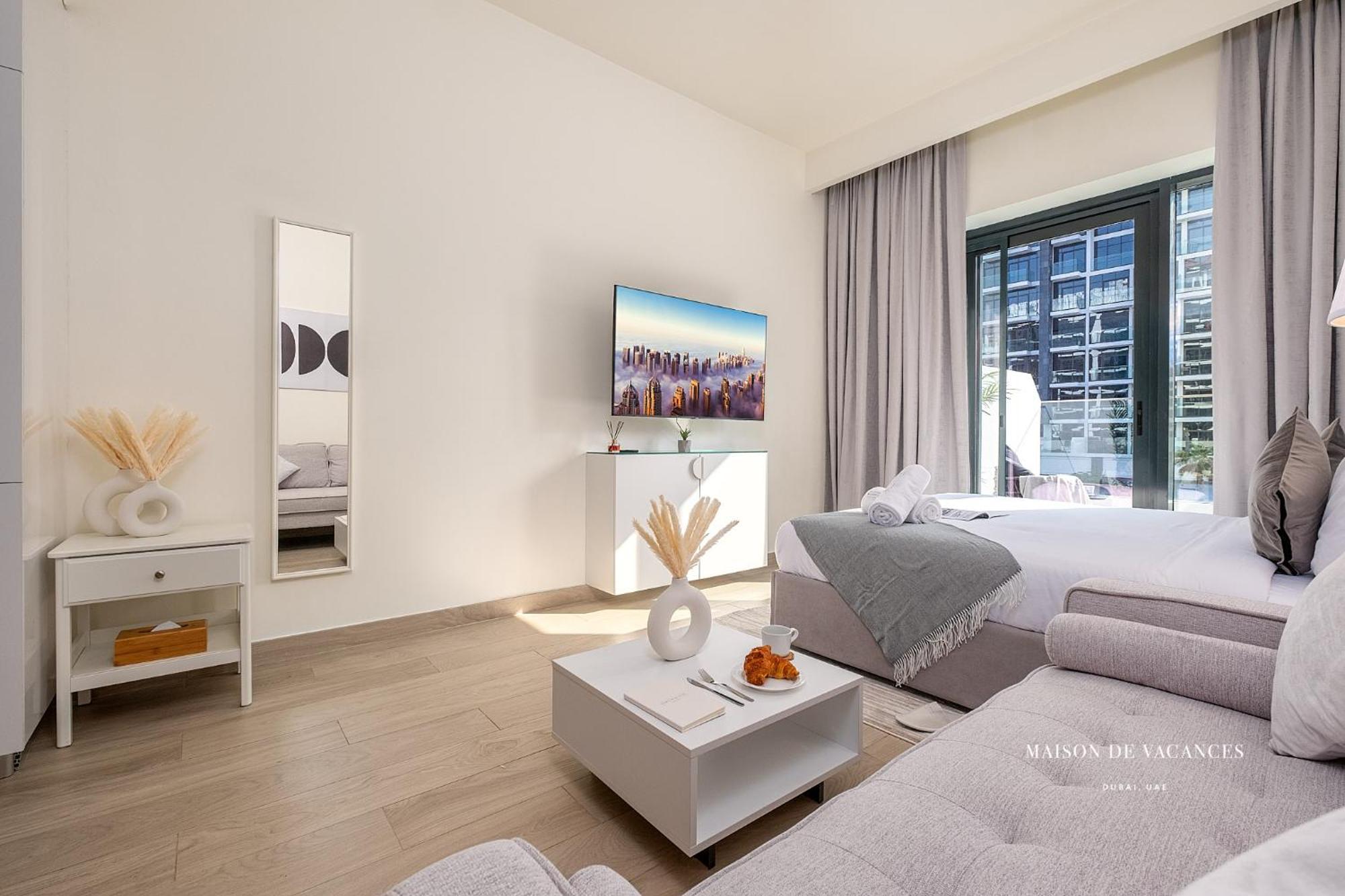 Apartment 10mins From Mall With A Large Balcony *