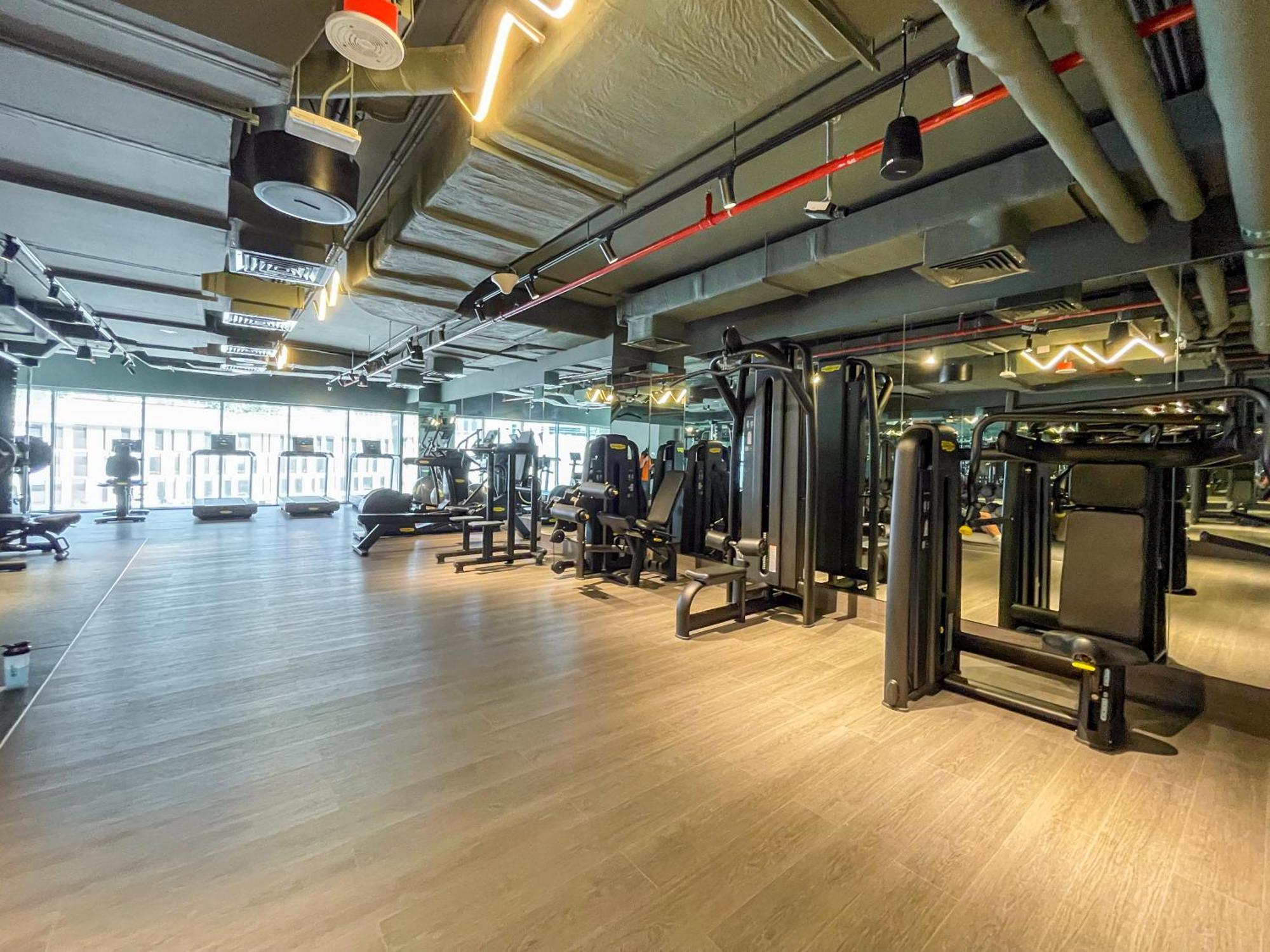 Business Bay Exquisite Living Experience-suiteable * Dubai