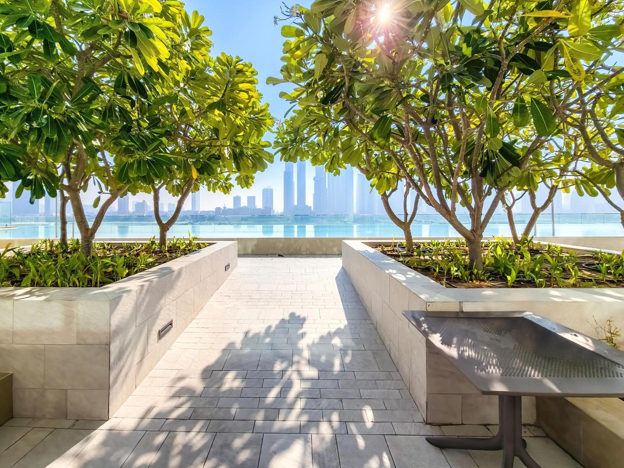 Emaar Beachfront Sunrise Bay 2bdr Apartment Dubai