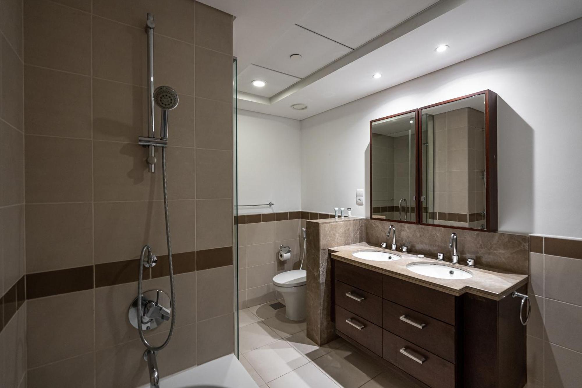Bellavista - High Floor - 1br - 29 Boulevard - Full Burj Khalifa & Fountain View