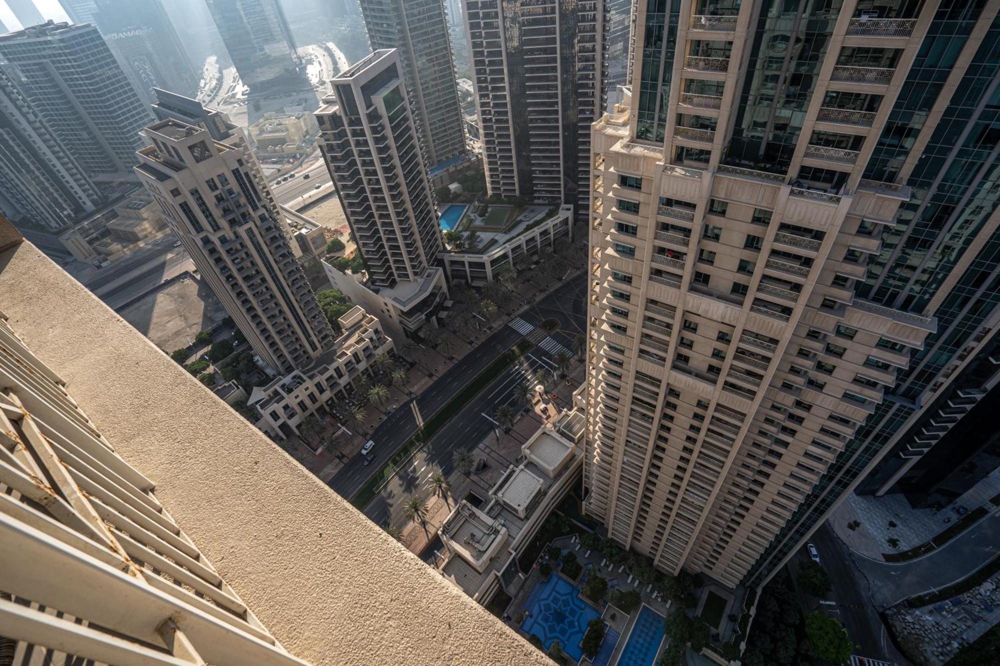 Bellavista - High Floor - 1br - 29 Boulevard - Full Burj Khalifa & Fountain View