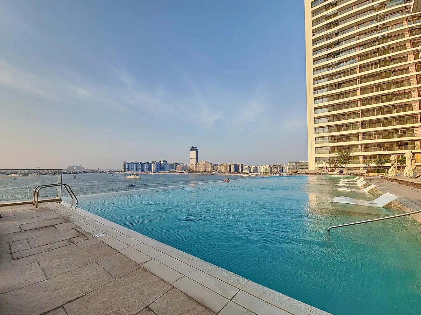 Primestay - Isle 1br, Emaar Beachfront, Direct Access * Dubai