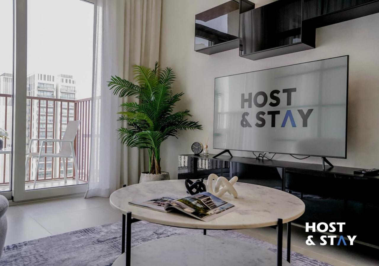 Apartment Modern 2br At Collective, Hills Dubai