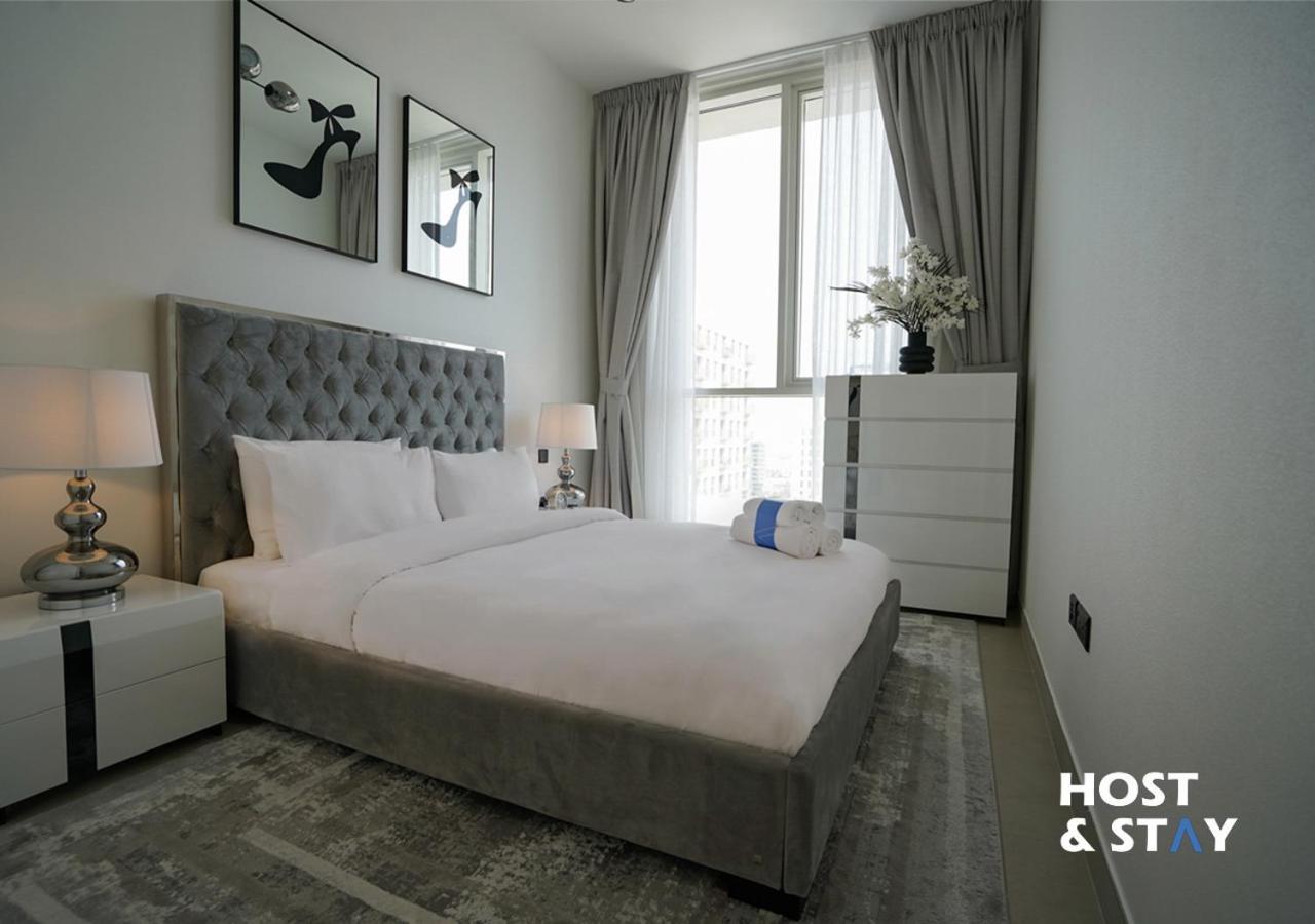 Modern 2br At Collective, Hills Dubai