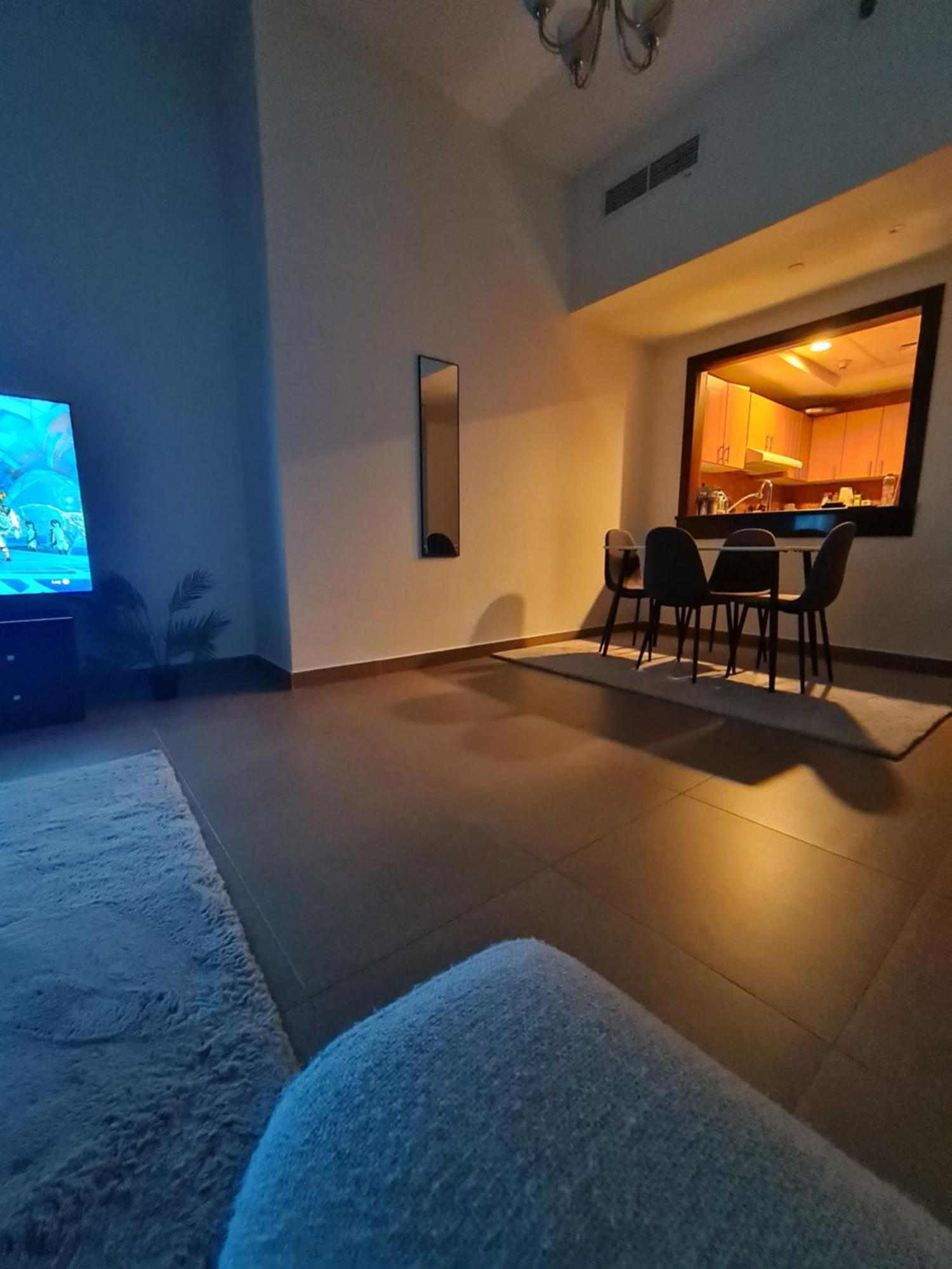 Big 1 Bedroom Direct Burj Khalifa And Canal View