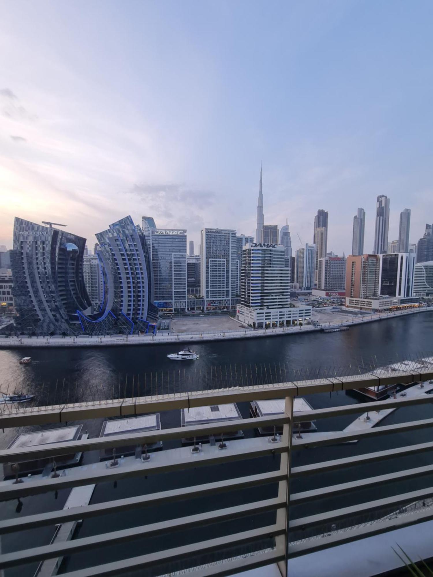 Big 1 Bedroom Direct Burj Khalifa And Canal View