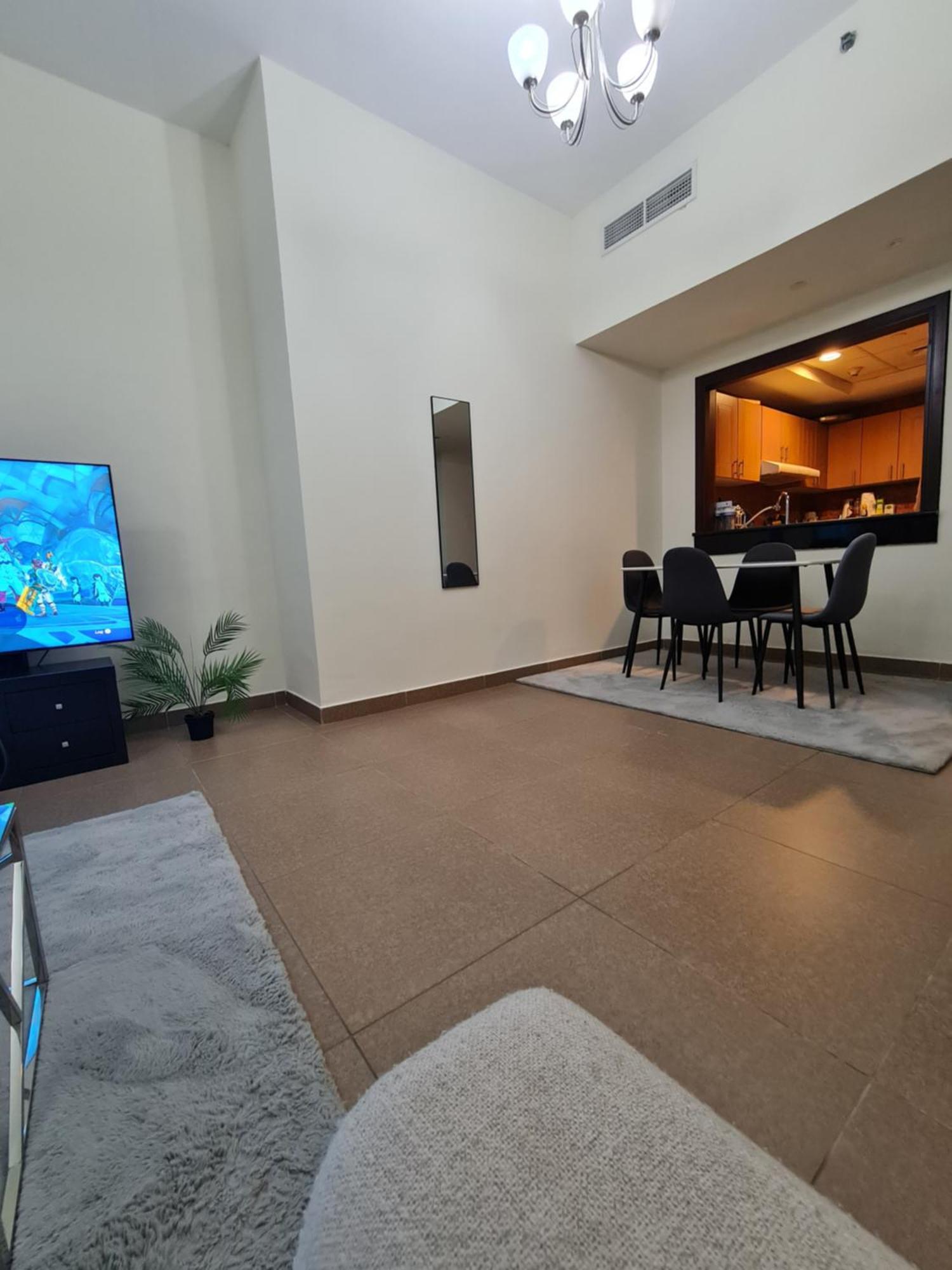 Big 1 Bedroom Direct Burj Khalifa And Canal View * Dubai