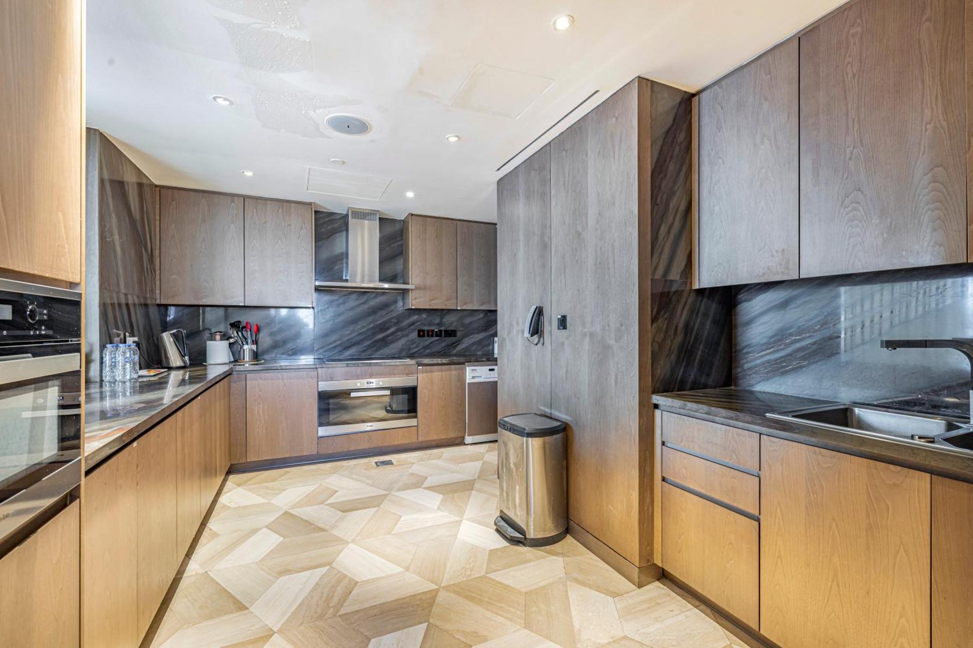 Five Palm Jumeirah 2br Luxury Penthouse , Full Marina View With Private Pool Apartment