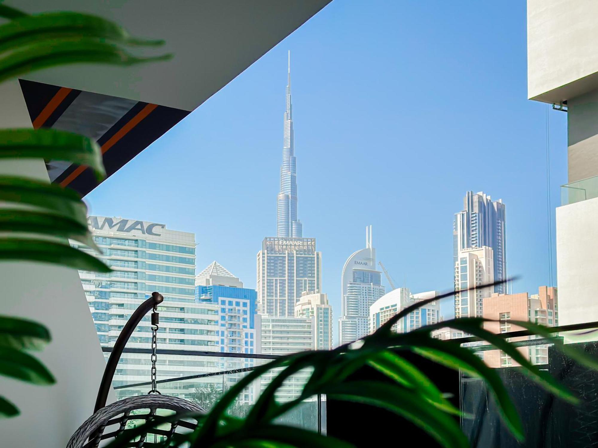 Trophy Lux With Garden Balcony And Burj Khalifa Views Apartment