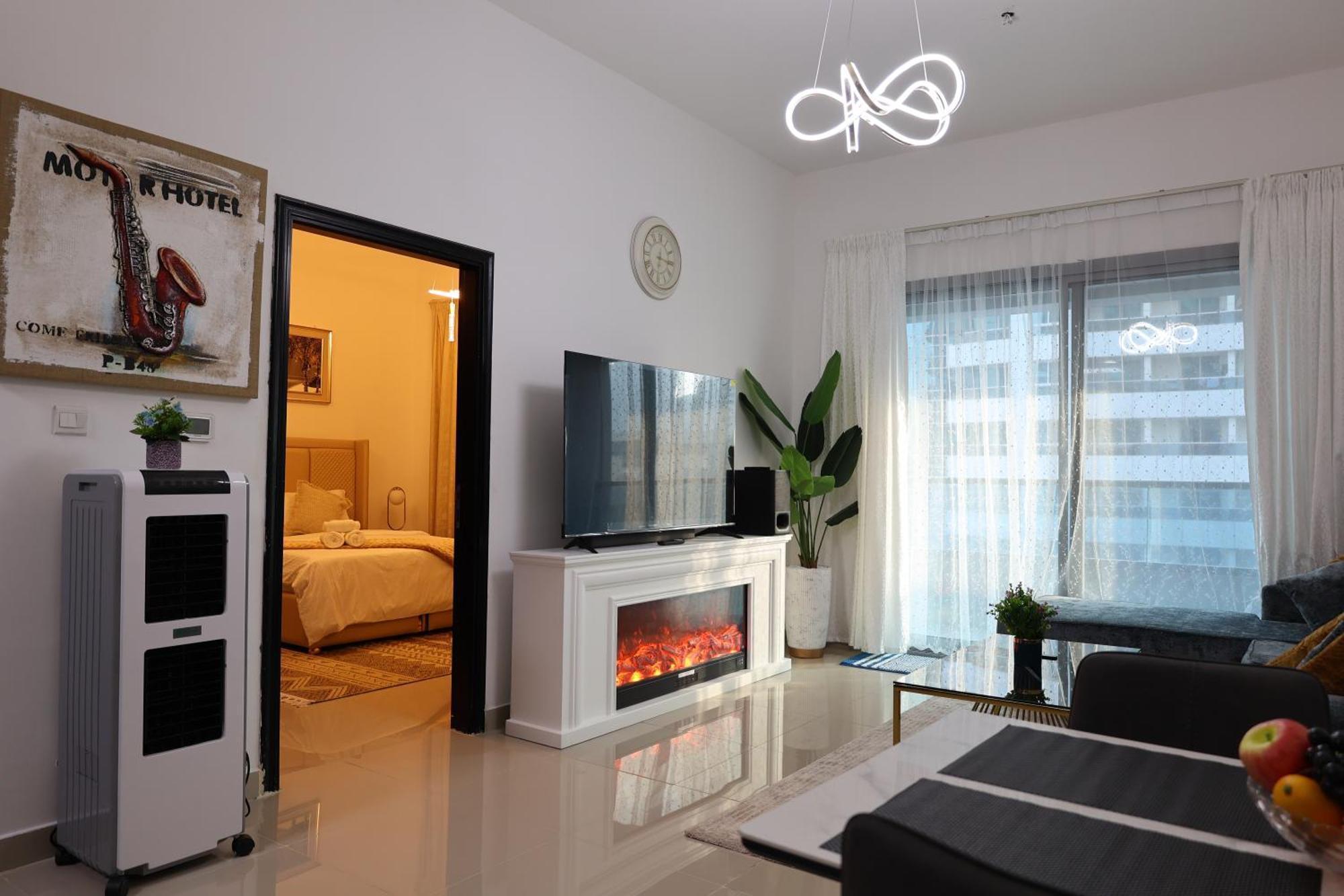 Stylish One Bedroom *