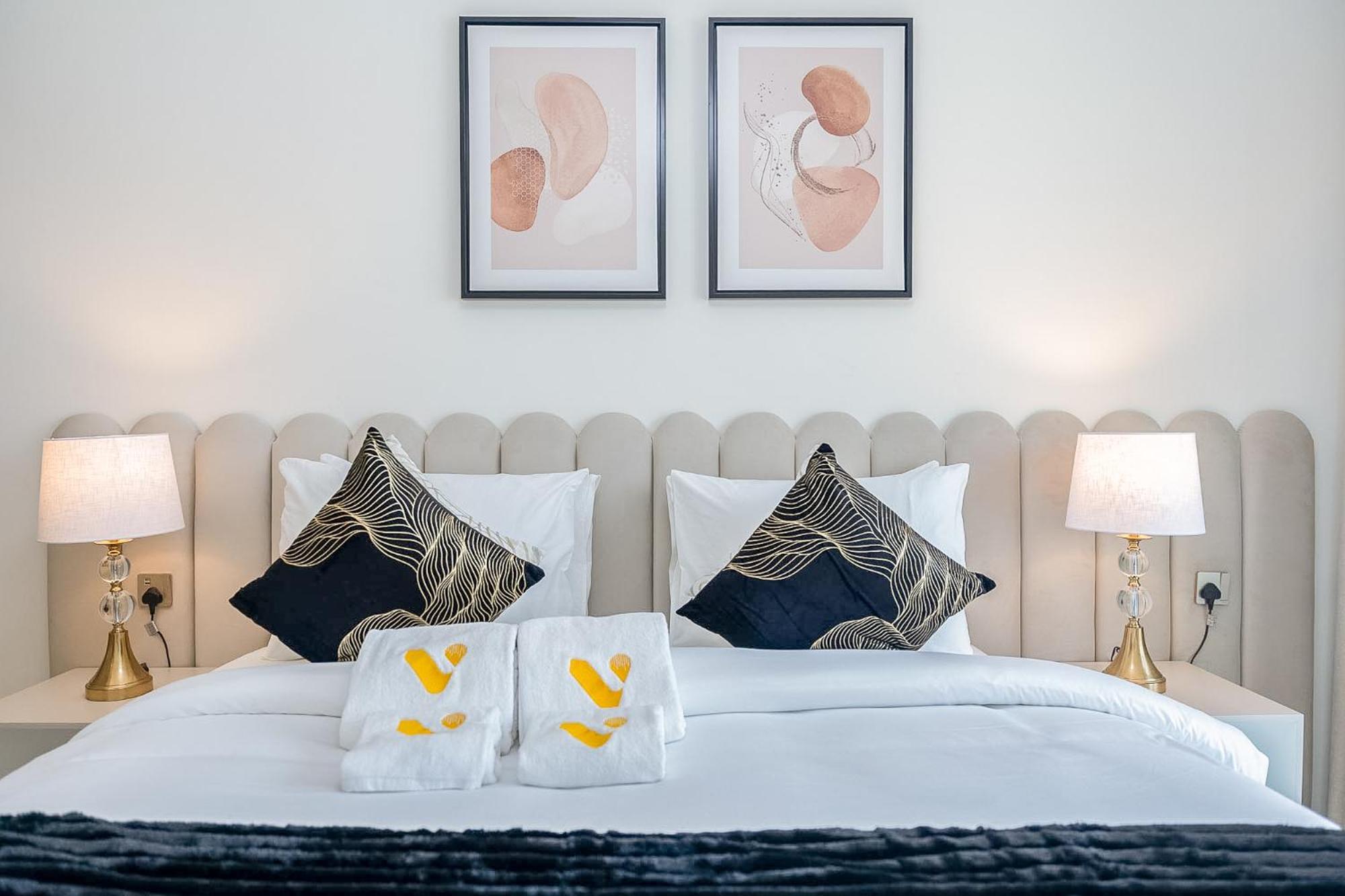 Apartment Vogue Downtown - Burj Royale - Spectacular Burj Khalifa & Mall View *