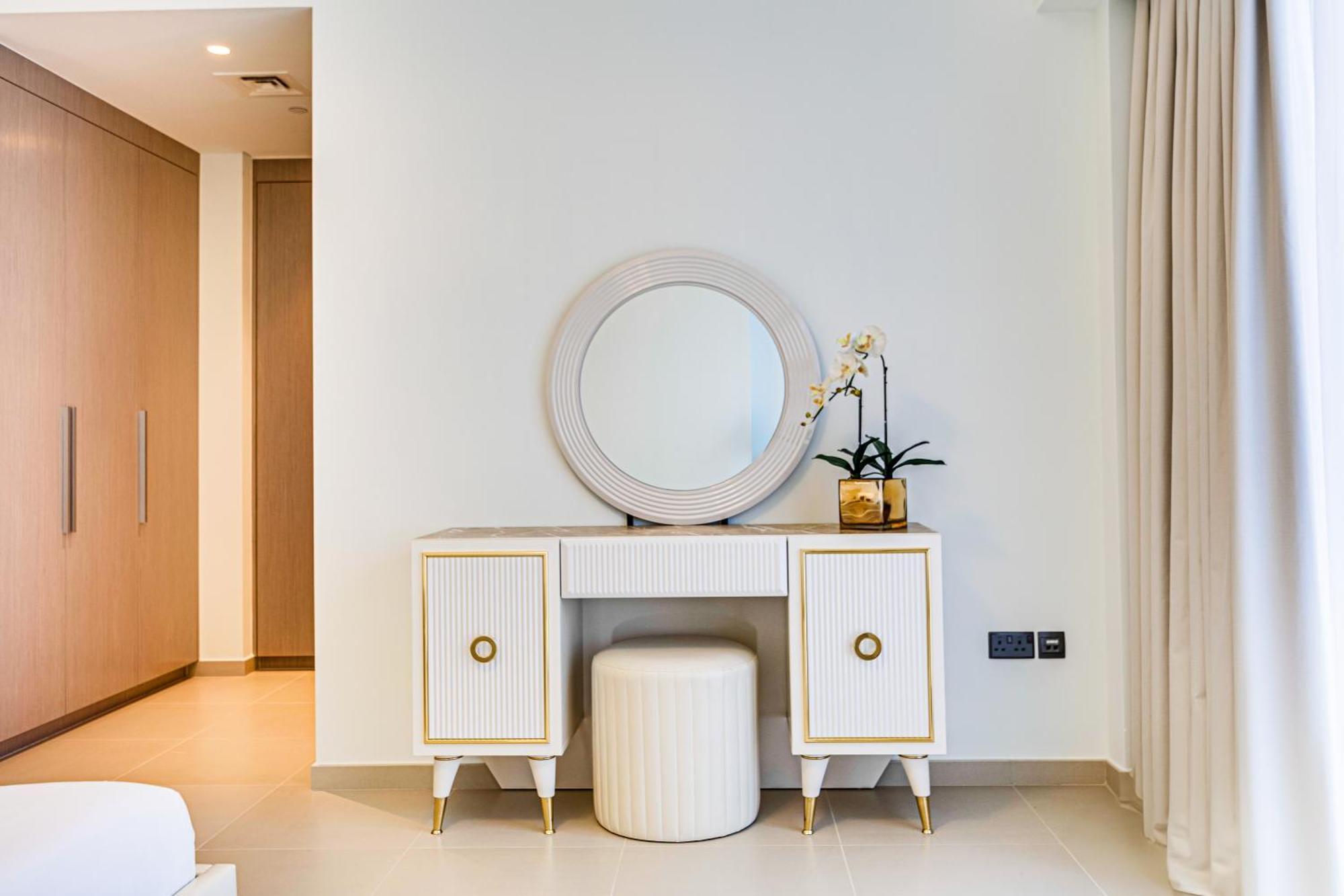 Apartment Bright New Near Burj Khalifa Dubai
