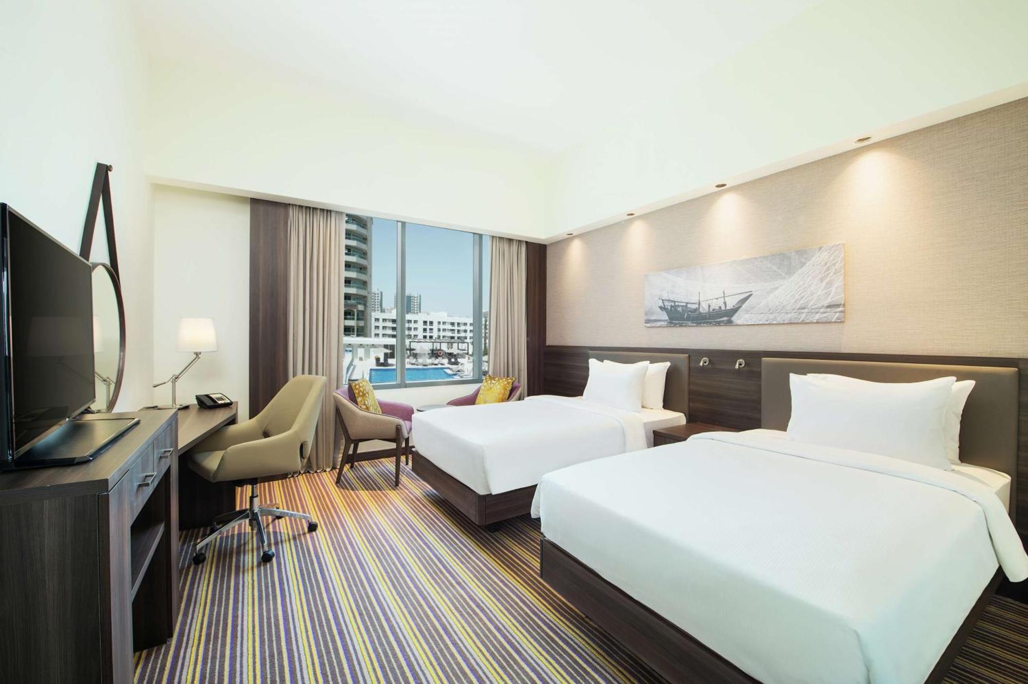 Hampton By Hilton Airport