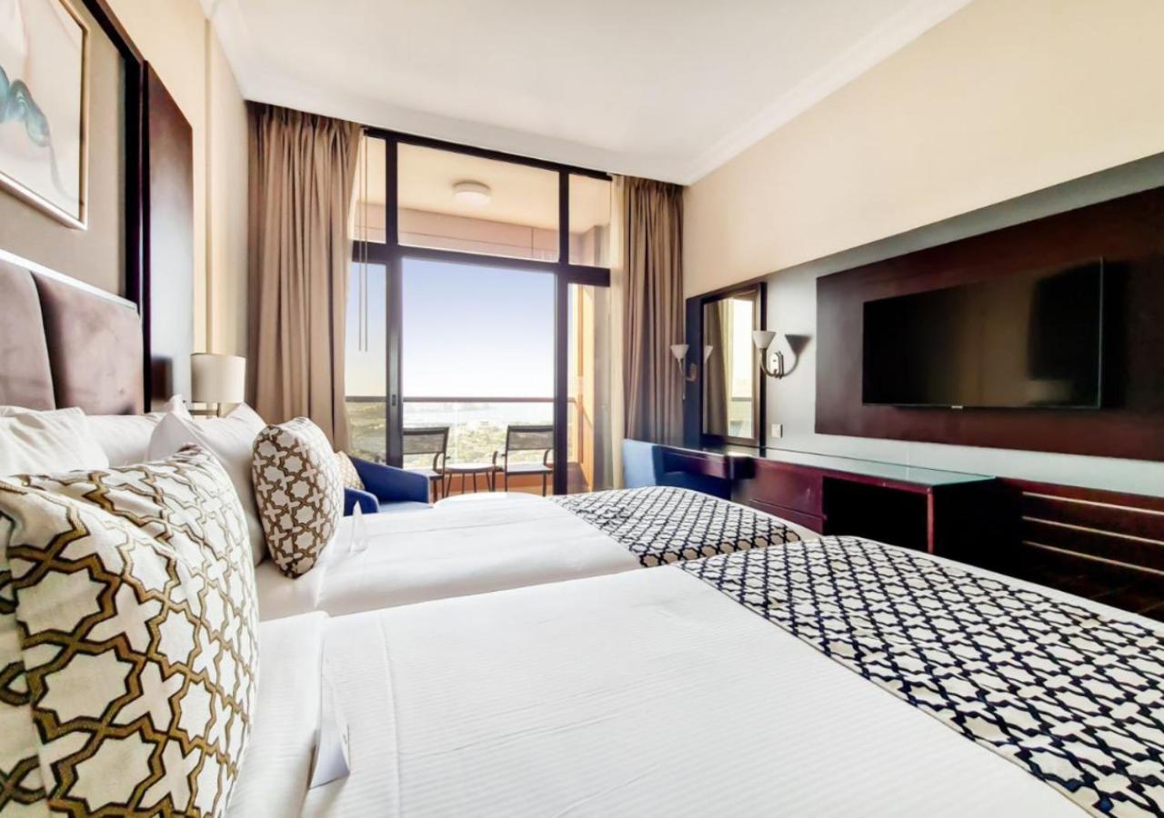 Two Seasons & Aparthotel Dubai