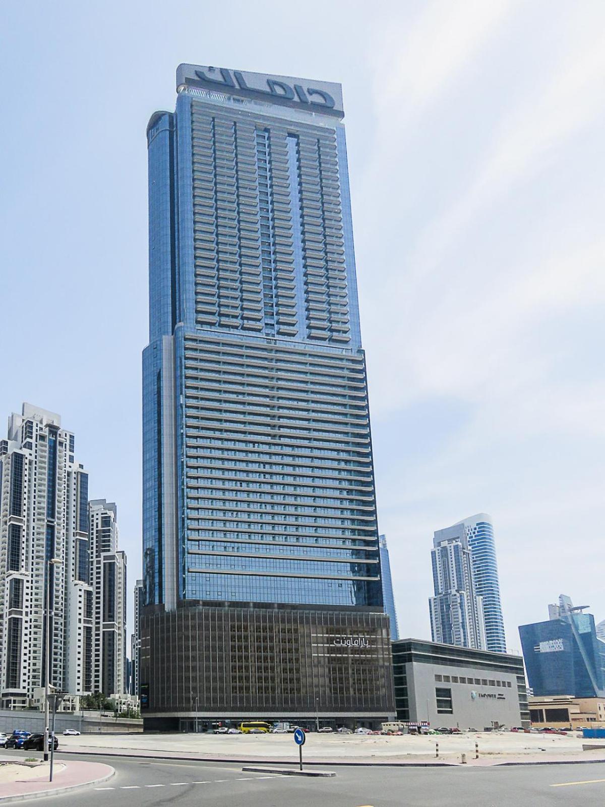 Gorgeous 2 Bedroom In Paramount * Dubai