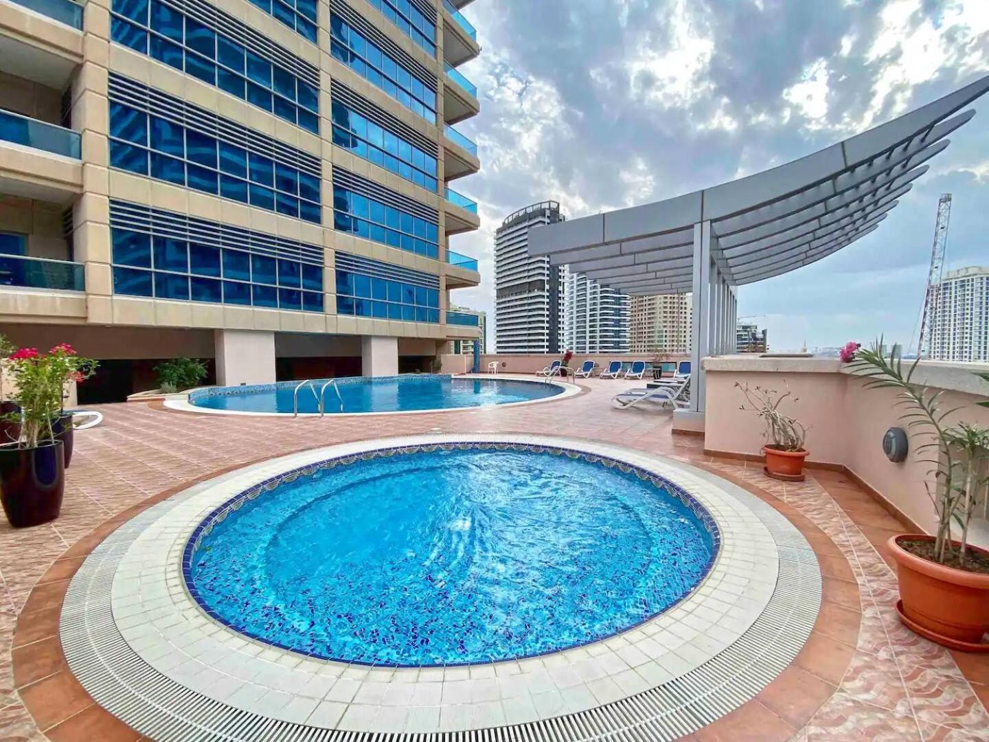 Zumurud Tower 1br Marina View *