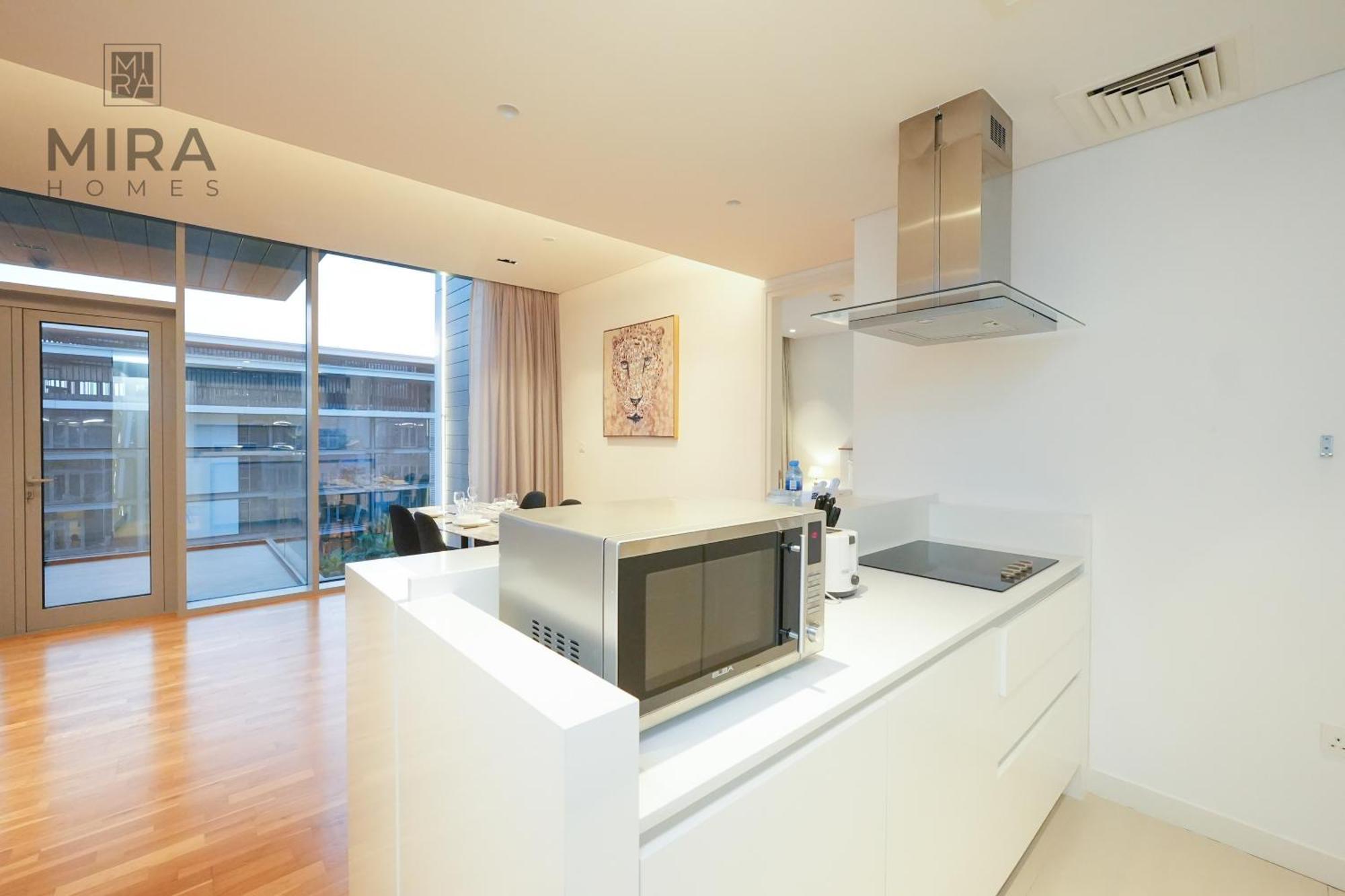 Mira Homes - Fully Furnished 1 Bedroom In Bluewater * Dubai