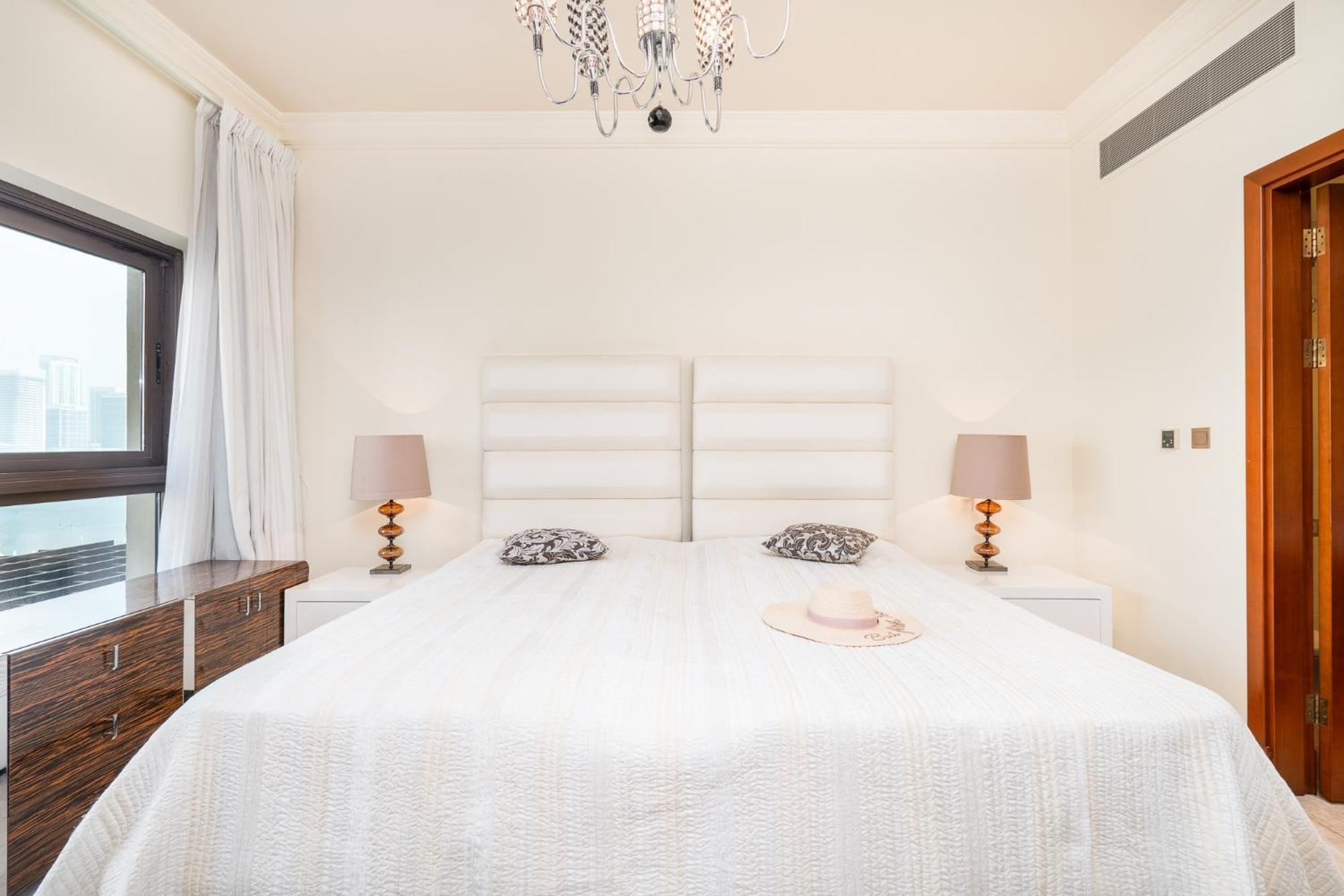 Daniels Sea View 2br In Fairmont The Palm Apartment