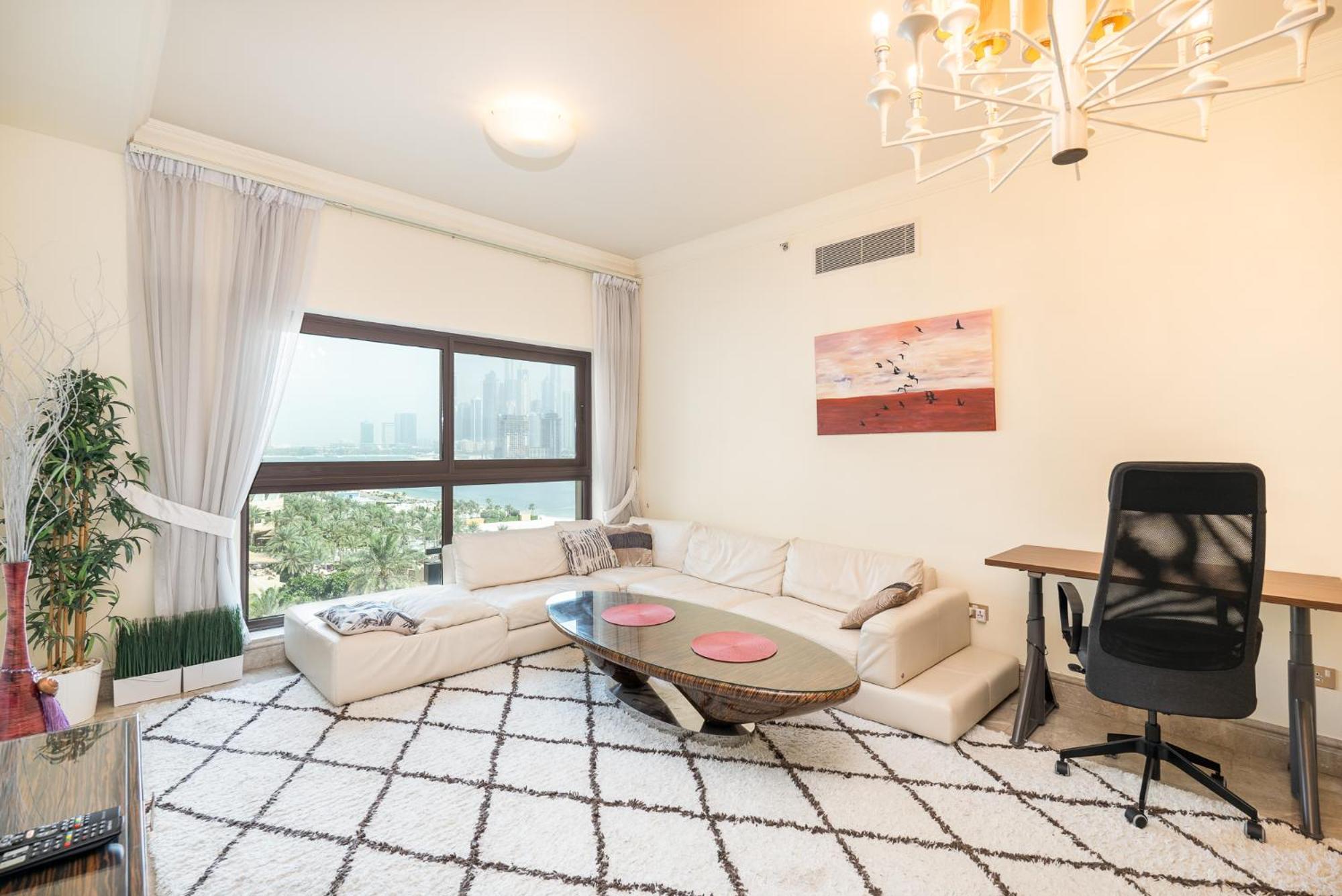 Apartment Daniels Sea View 2br In Fairmont The Palm Dubai