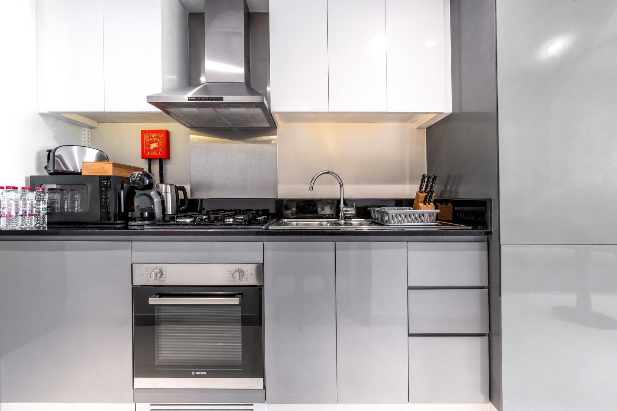 Apartment Downtown Ultra Luxury - - 5 Star Facilities- 15 Min Walk To Fountain