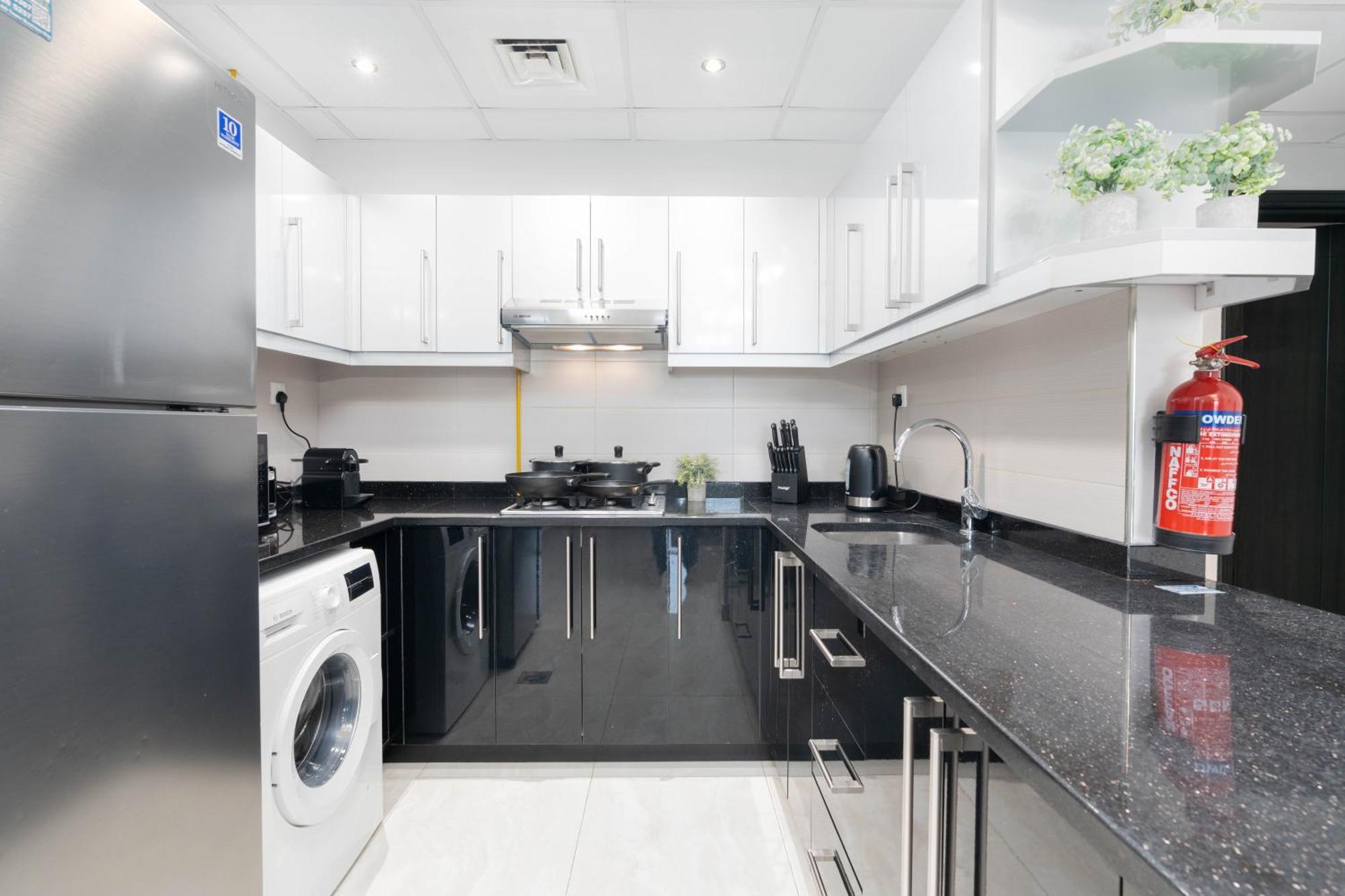 White Sage - Elite Business Bay * Dubai