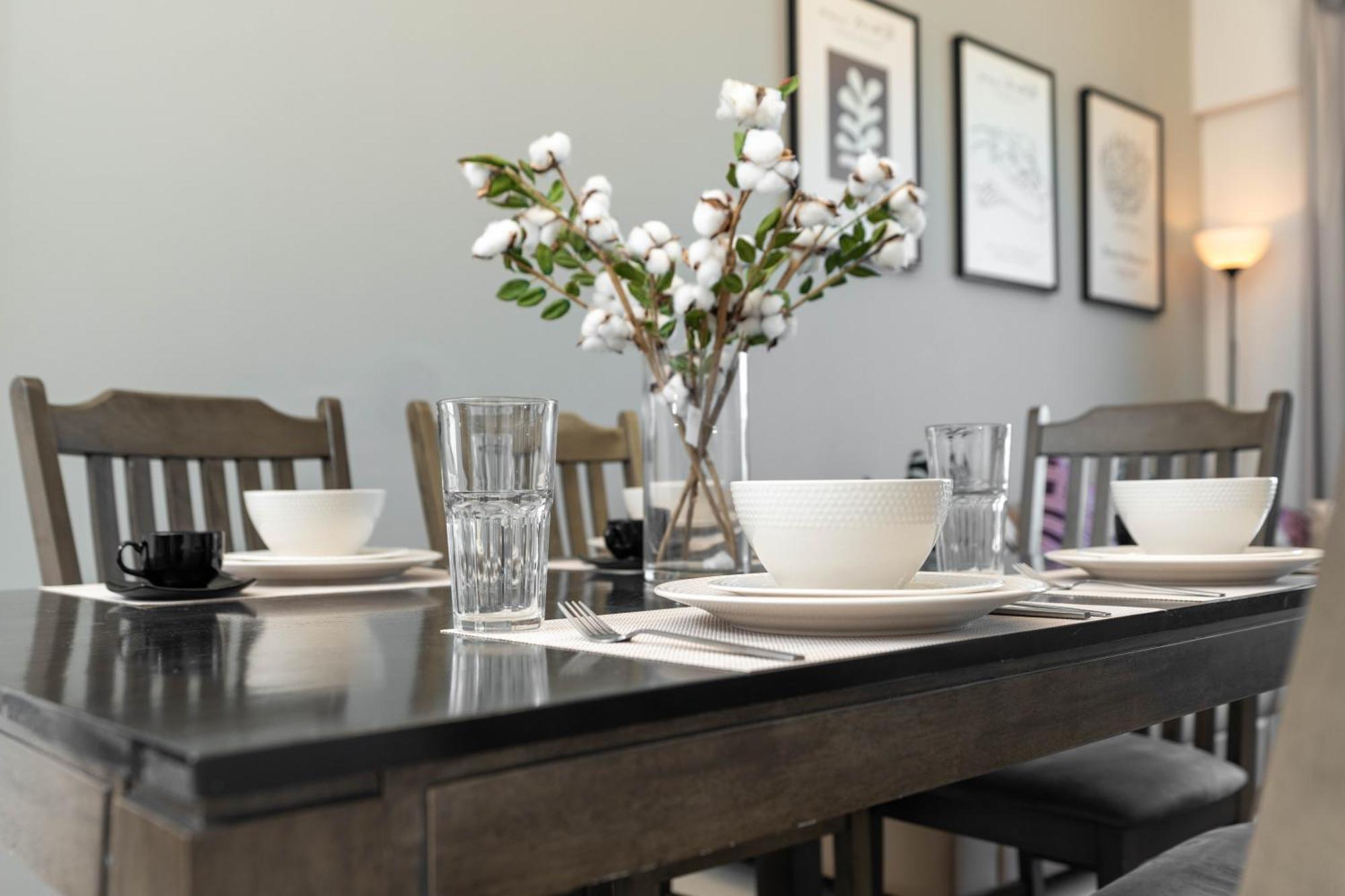 White Sage - Elite Business Bay Apartment *