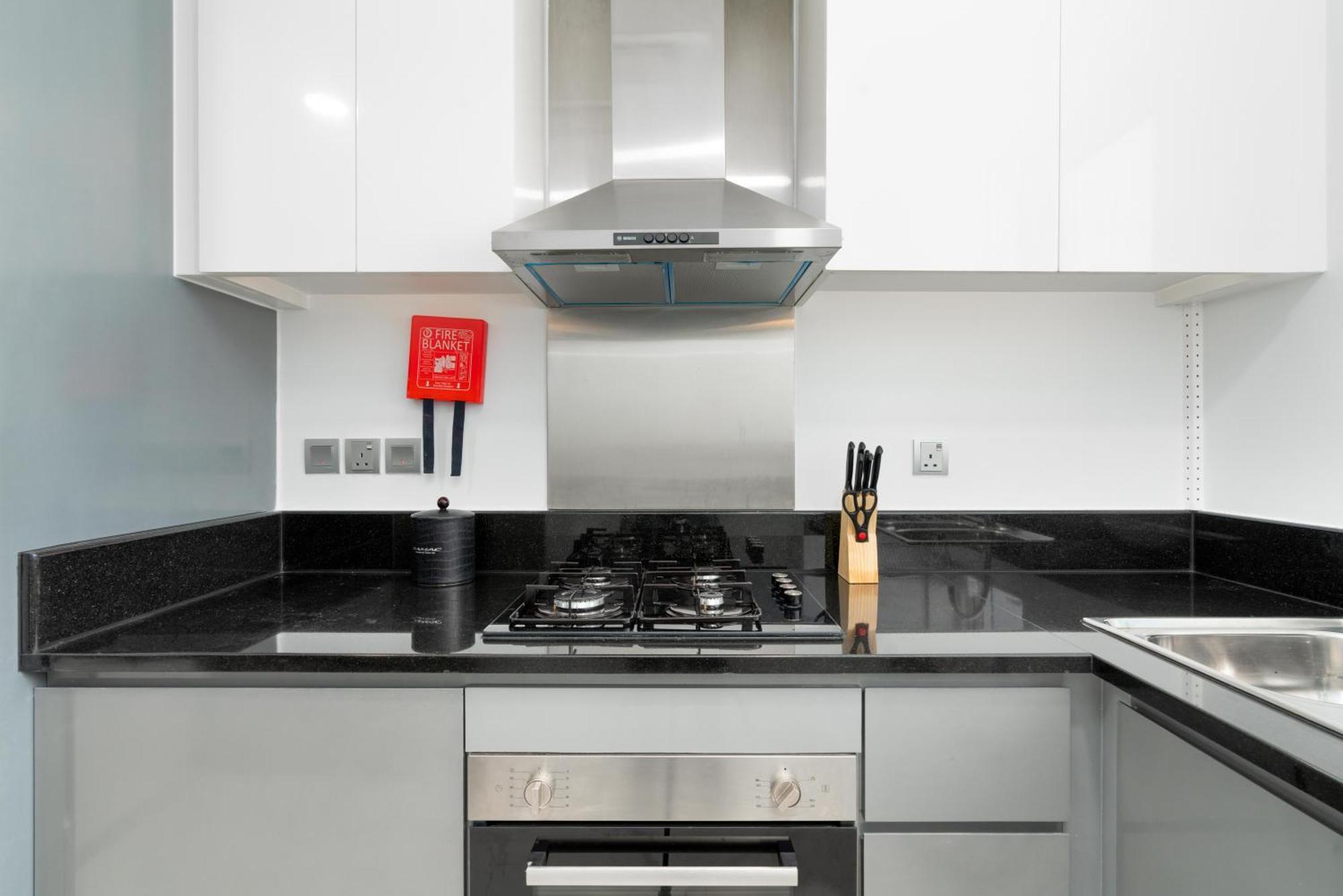 Stunning 2br In Maison Prive Dubai