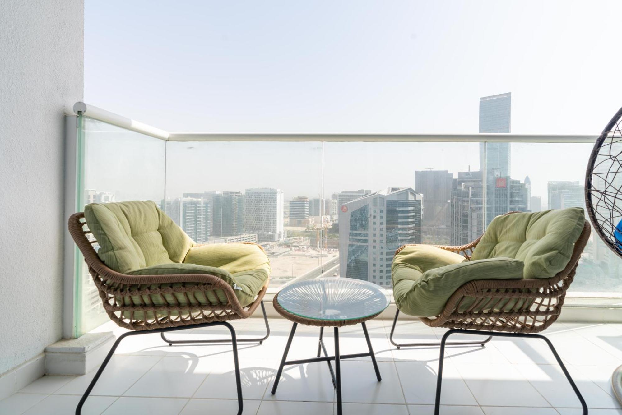 Stunning 2br In Maison Prive Apartment