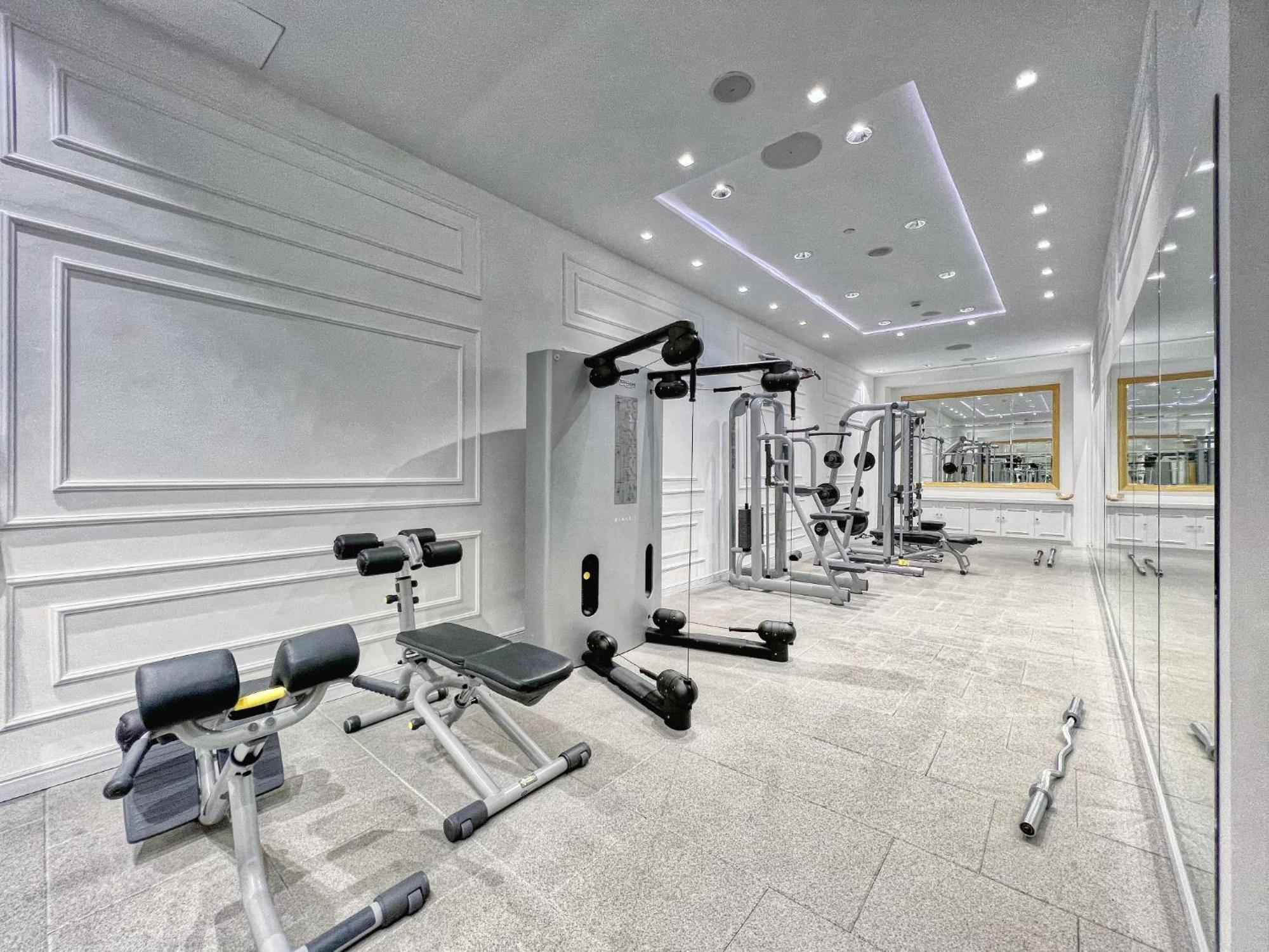 The Smart Concierge - Princess Tower Apartment