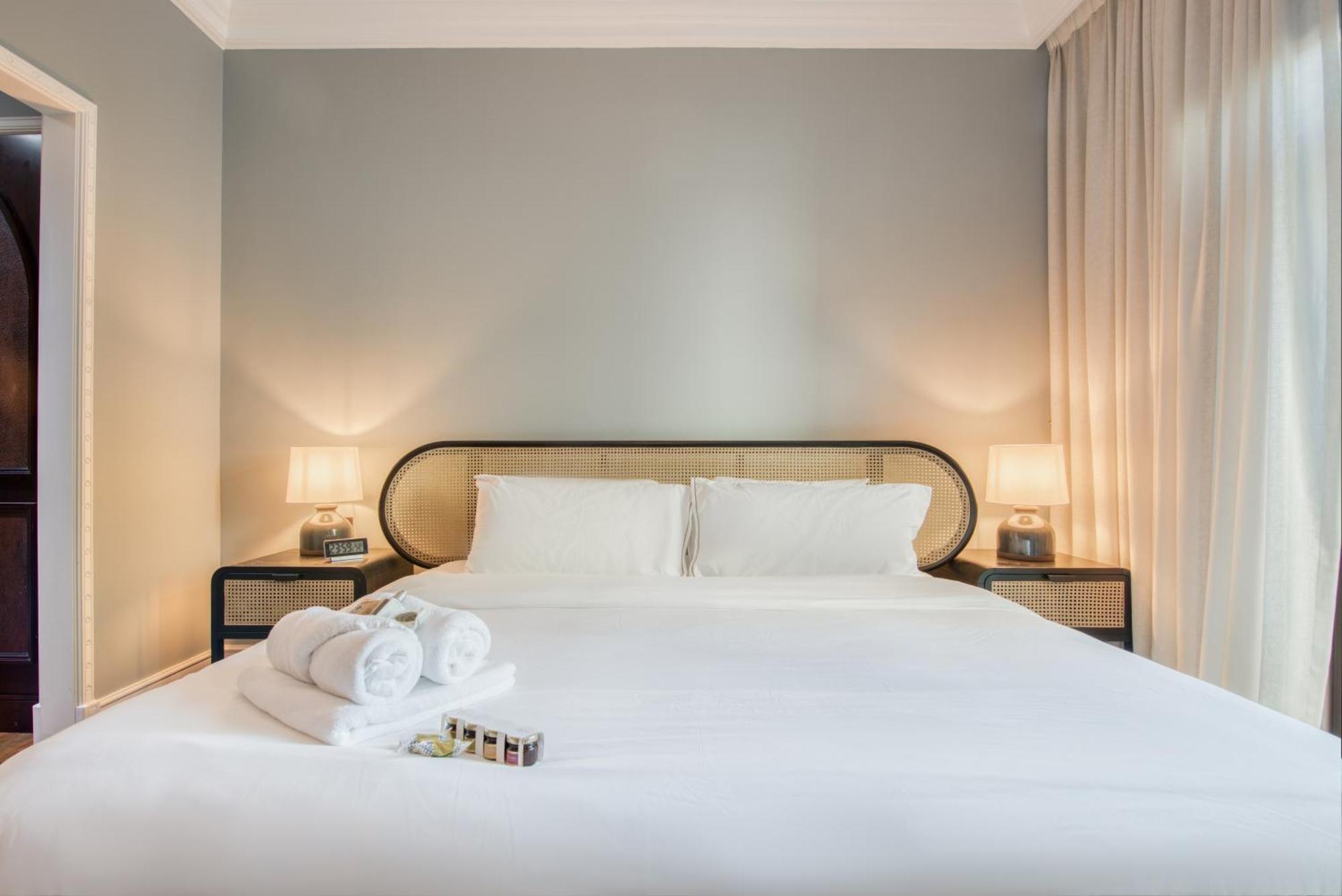 Tranquil Corner -souq Al Bahar,burj Khalifa View Apartment *