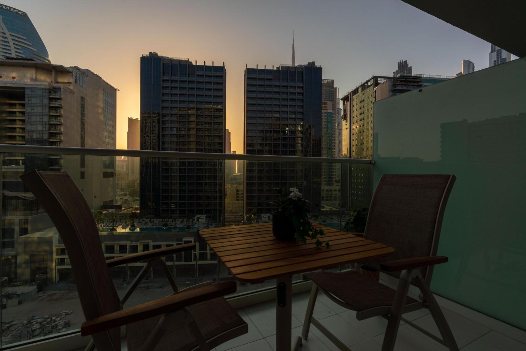 Ultimate / Big Terrace / Brand New / Business Bay / 4 People Apartment Dubai