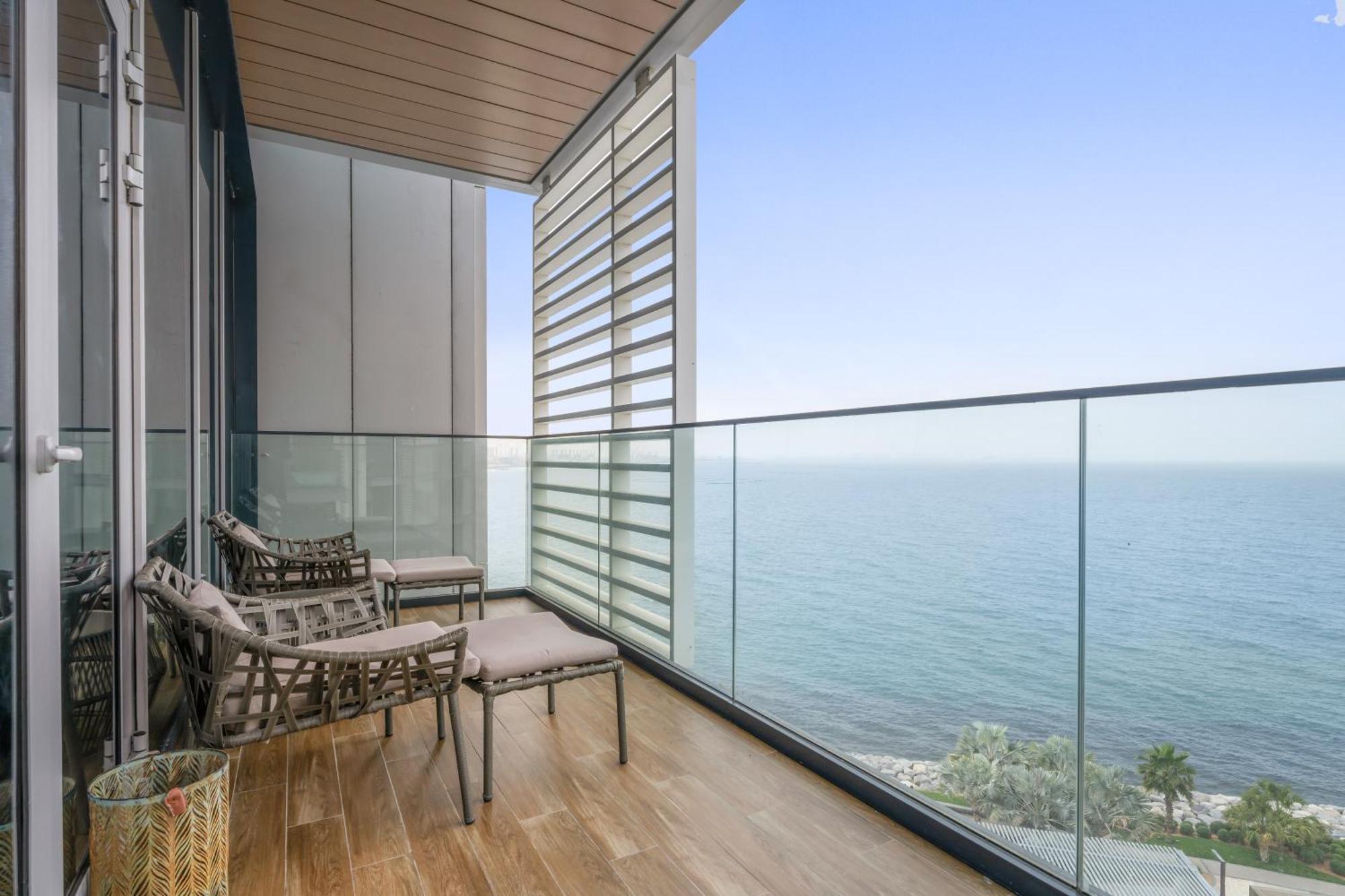 New 2 Bedroom In Bluewaters With Direct Sea View Apartment Dubai
