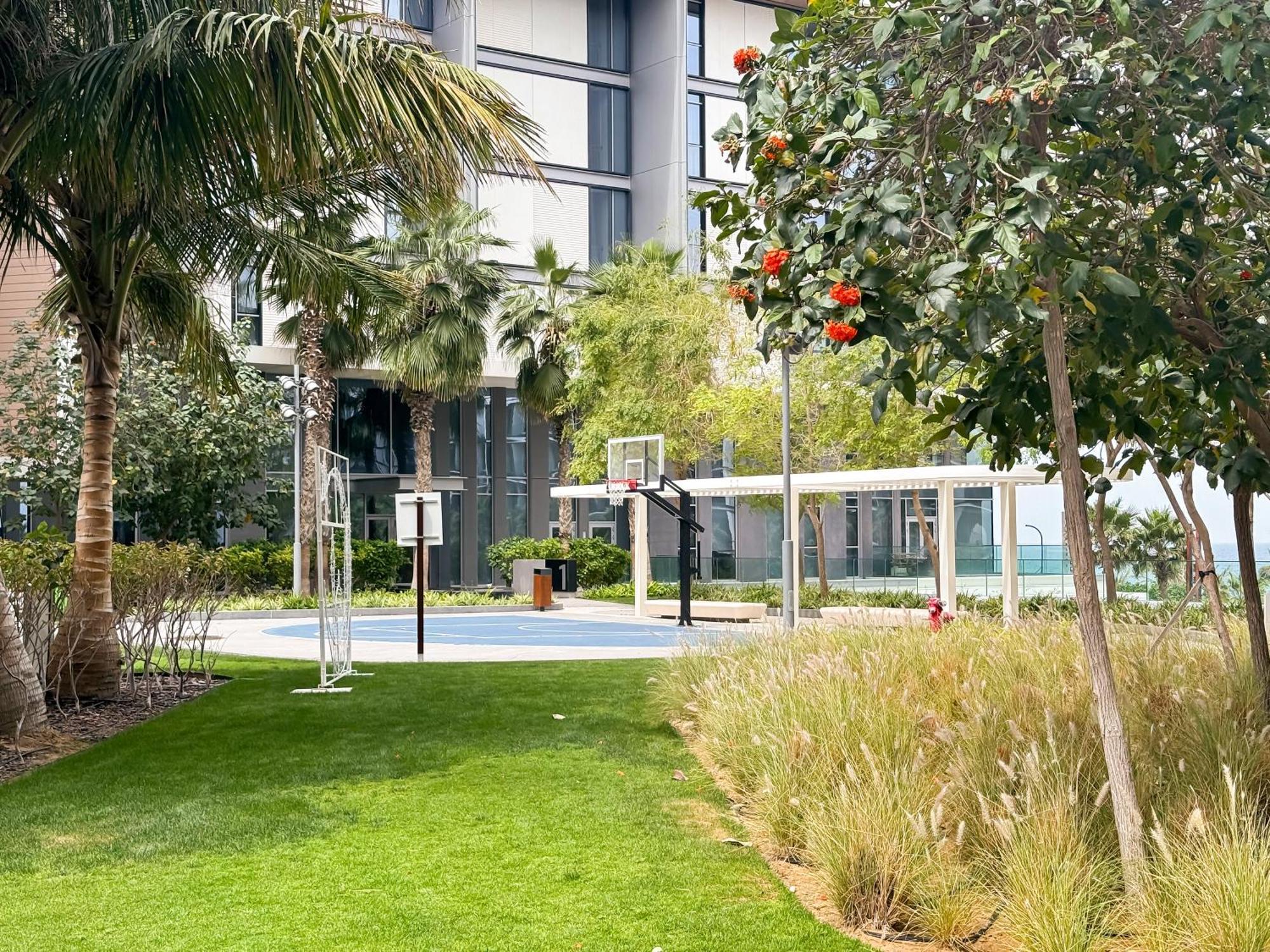 New 2 Bedroom In Bluewaters With Direct Sea View Apartment