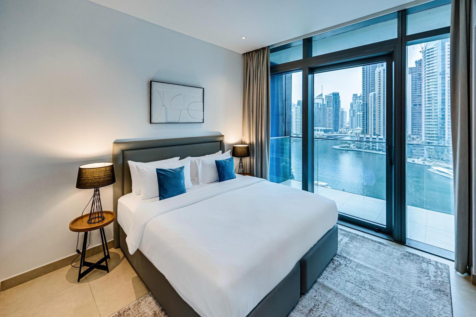 Panoramic Canal Views From Brand New