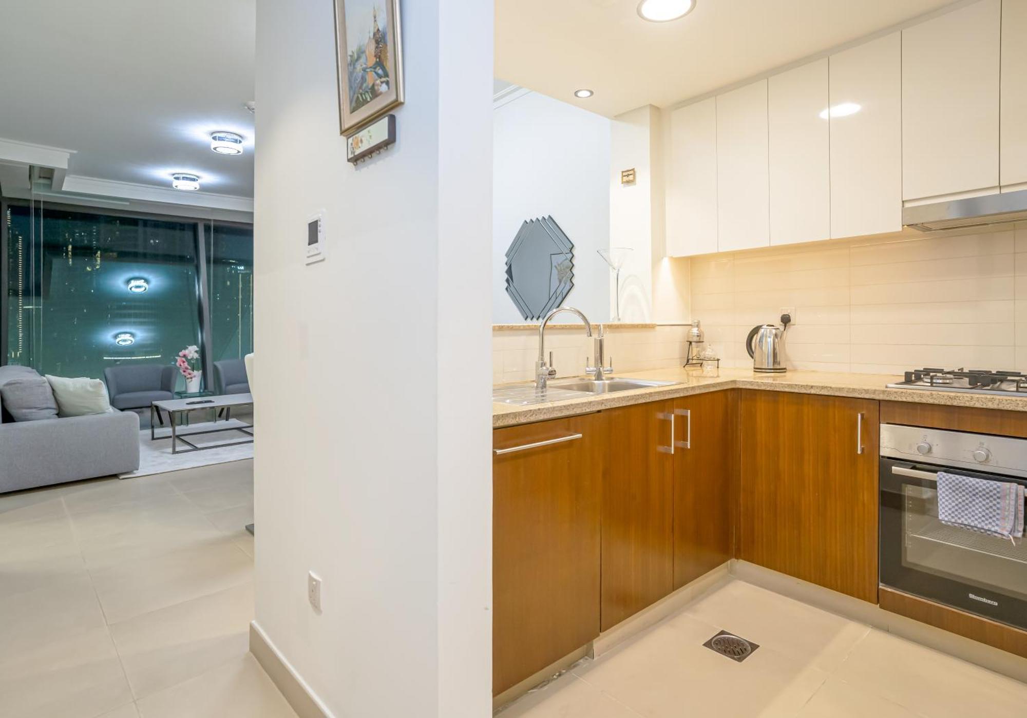 Vacay Lettings - Stunning Burj Khalifa Fountain View Near Mall Apartment