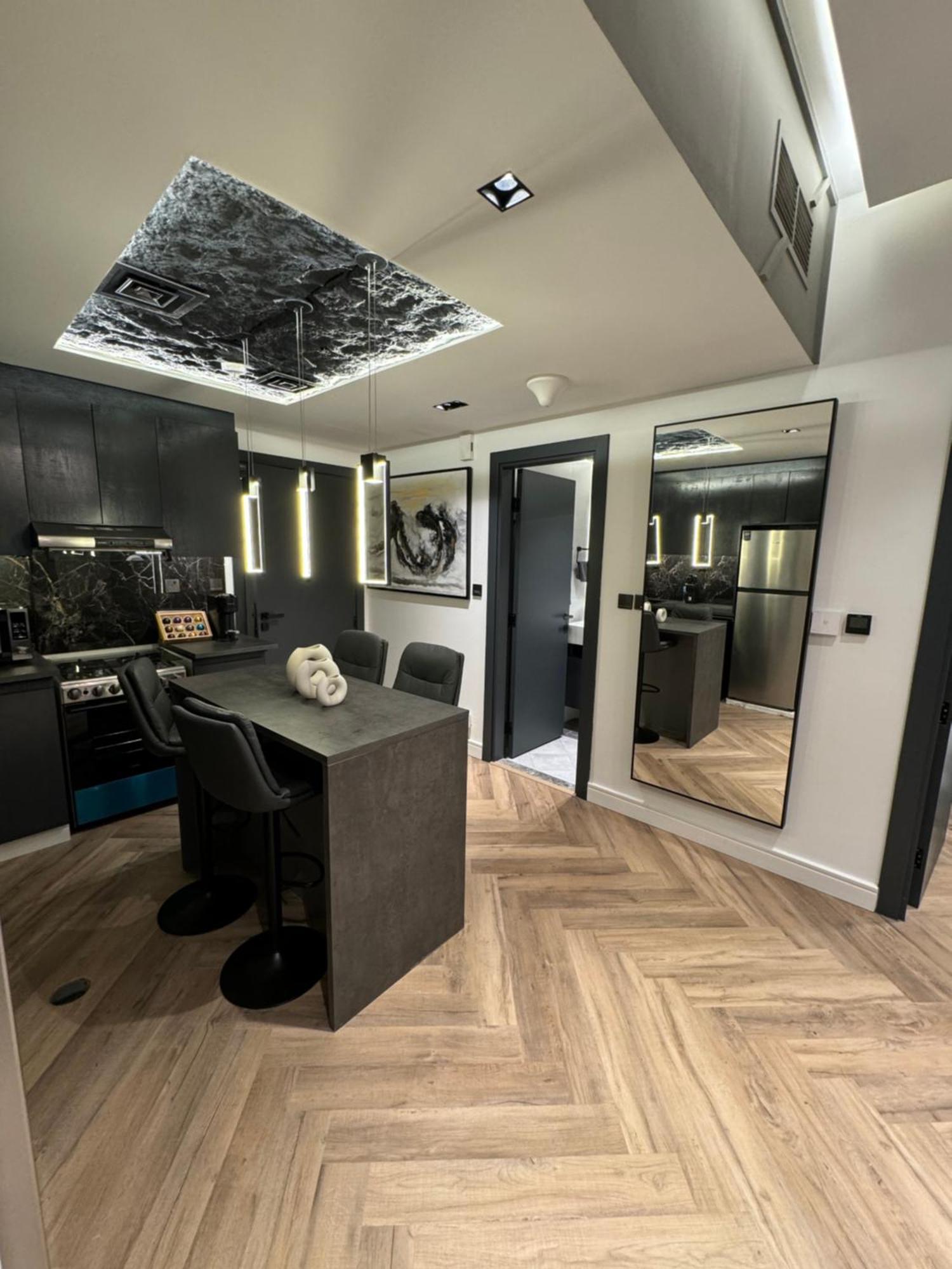 Apartment Luxury 1bedrom Binghatti Avenue *
