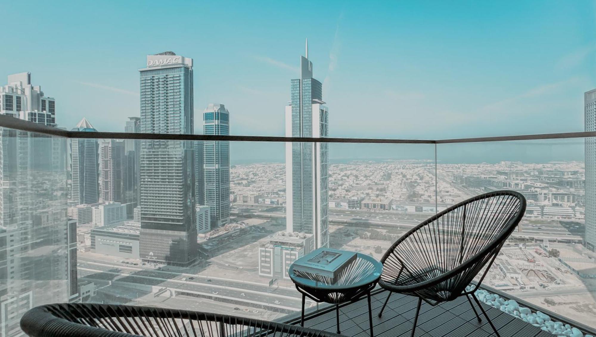 Burj Crown Luxury 2bedroom Balcony & View