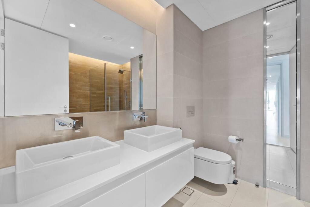 Bluewater's Bay 2br-maid -fantastic Sea View -spacious Layout