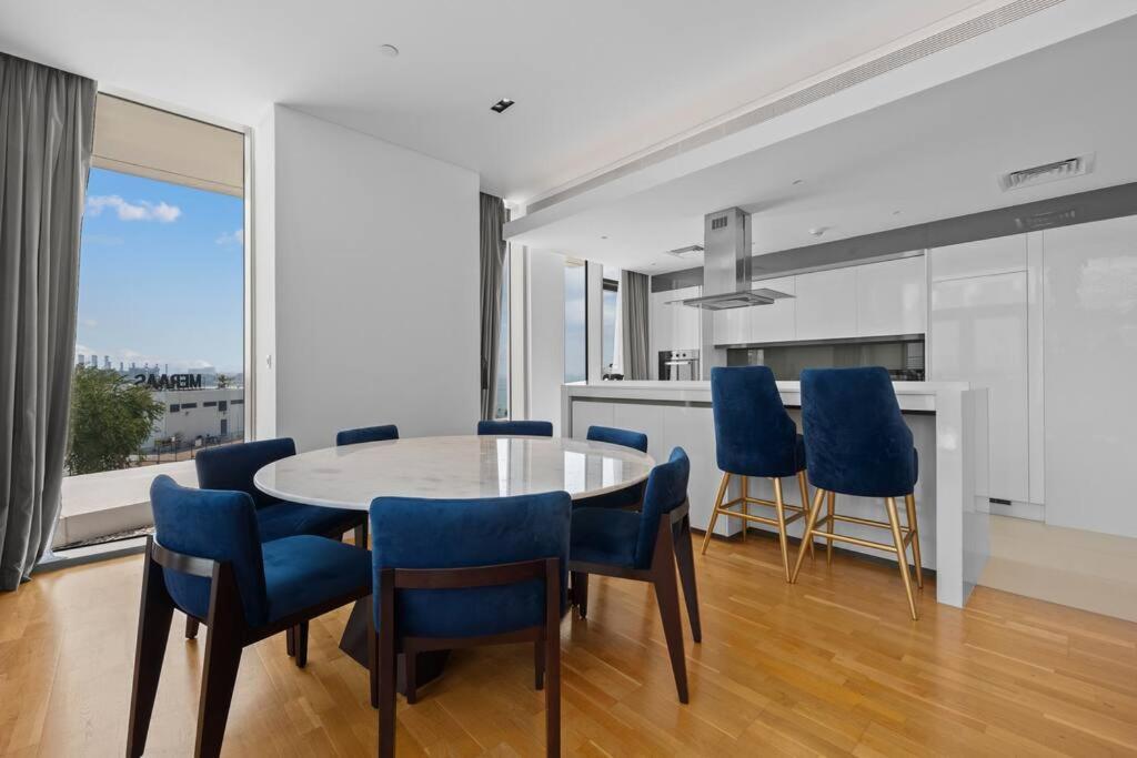 Bluewater's Bay 2br-maid -fantastic Sea View -spacious Layout Dubai