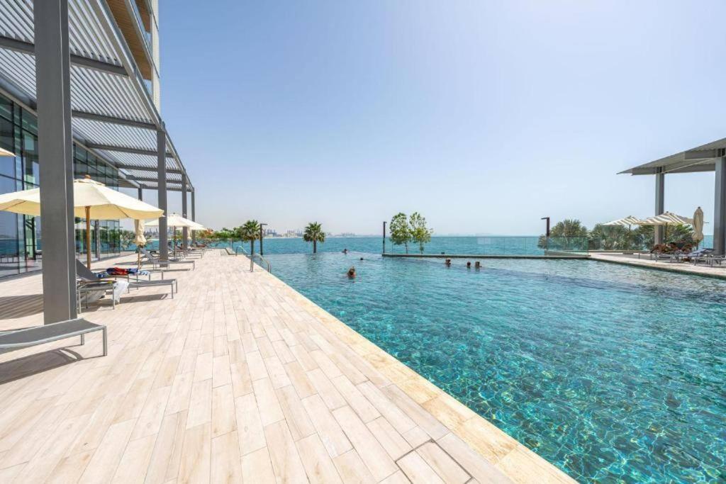 Bluewater's Bay 2br-maid -fantastic Sea View -spacious Layout Apartment Dubai