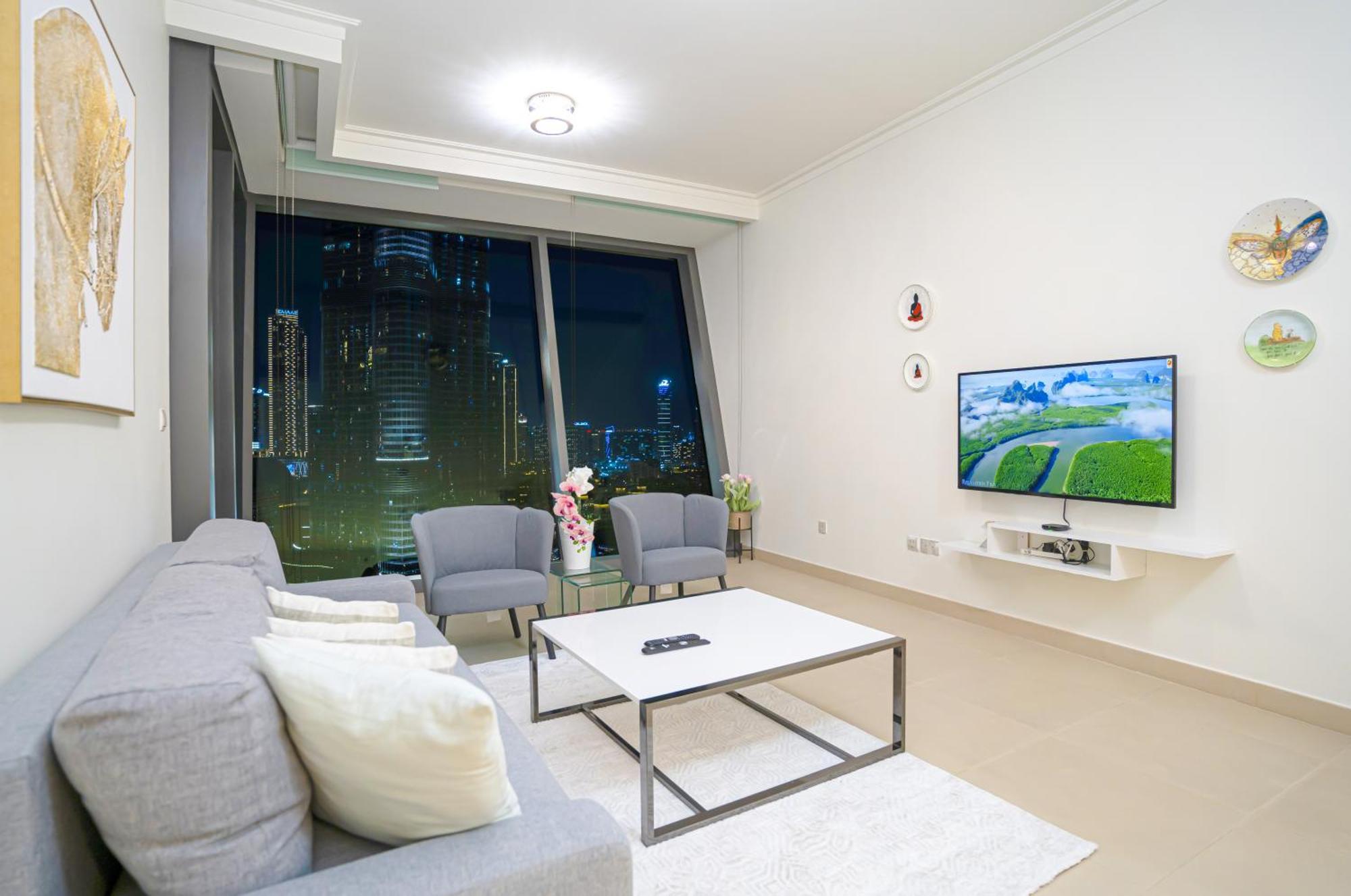 Vacay Lettings - Stunning Burj Khalifa Fountain View Near Mall Apartment