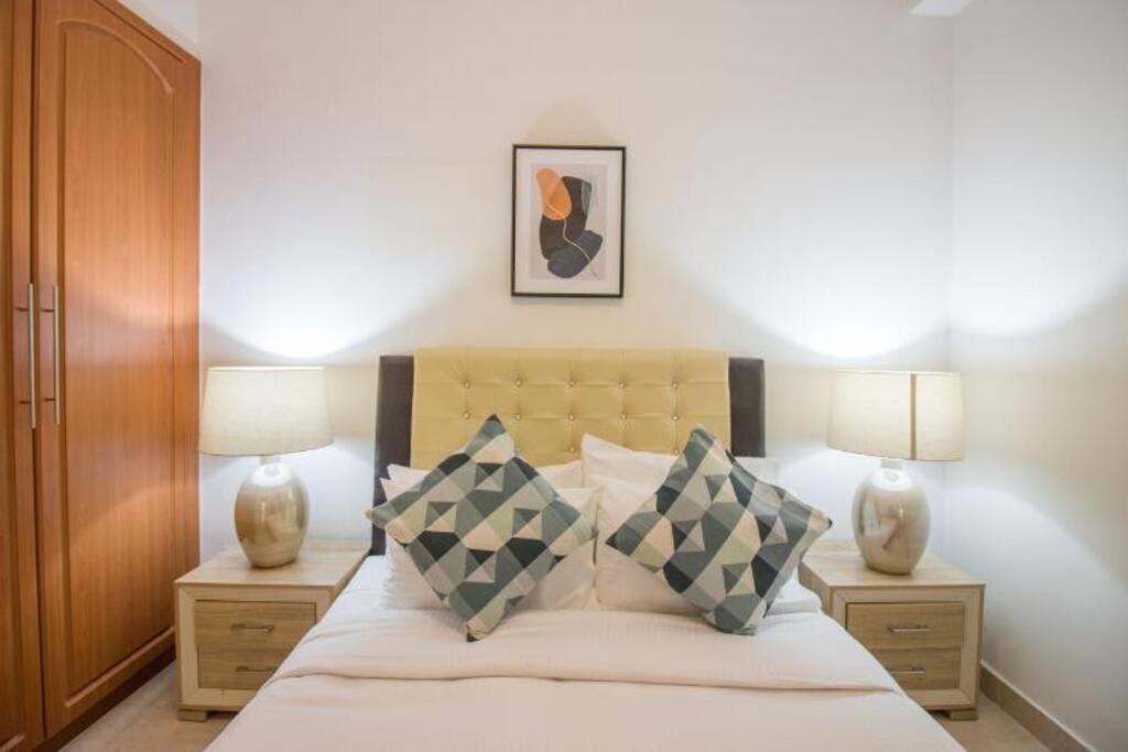 Marina View - 3 Mins To Tram! Apartment Dubai