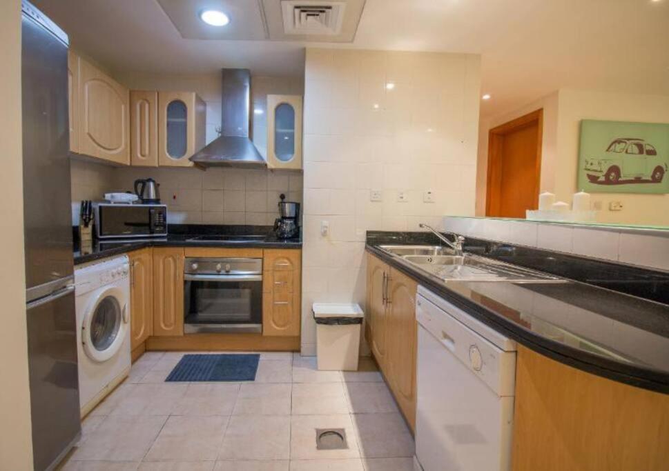 Apartment Marina View - 3 Mins To Tram! *
