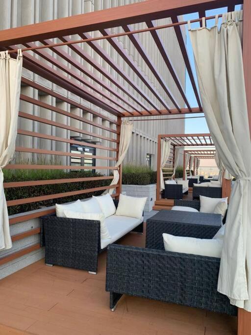 Luxury Pool View Apartment *