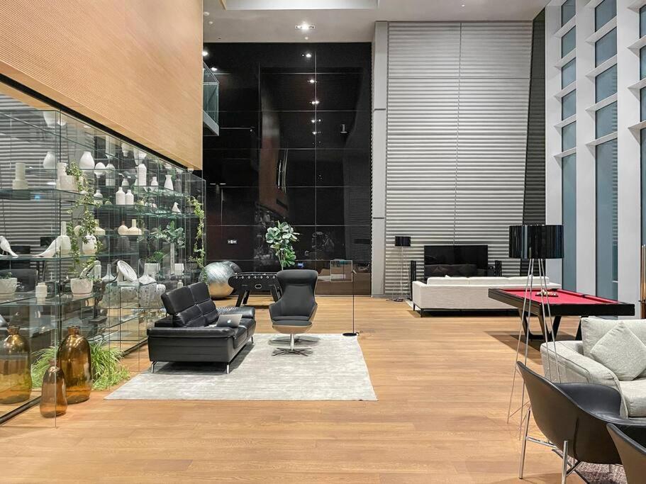 First Class 2br With Burj Khalifa And Downtown View * Dubai