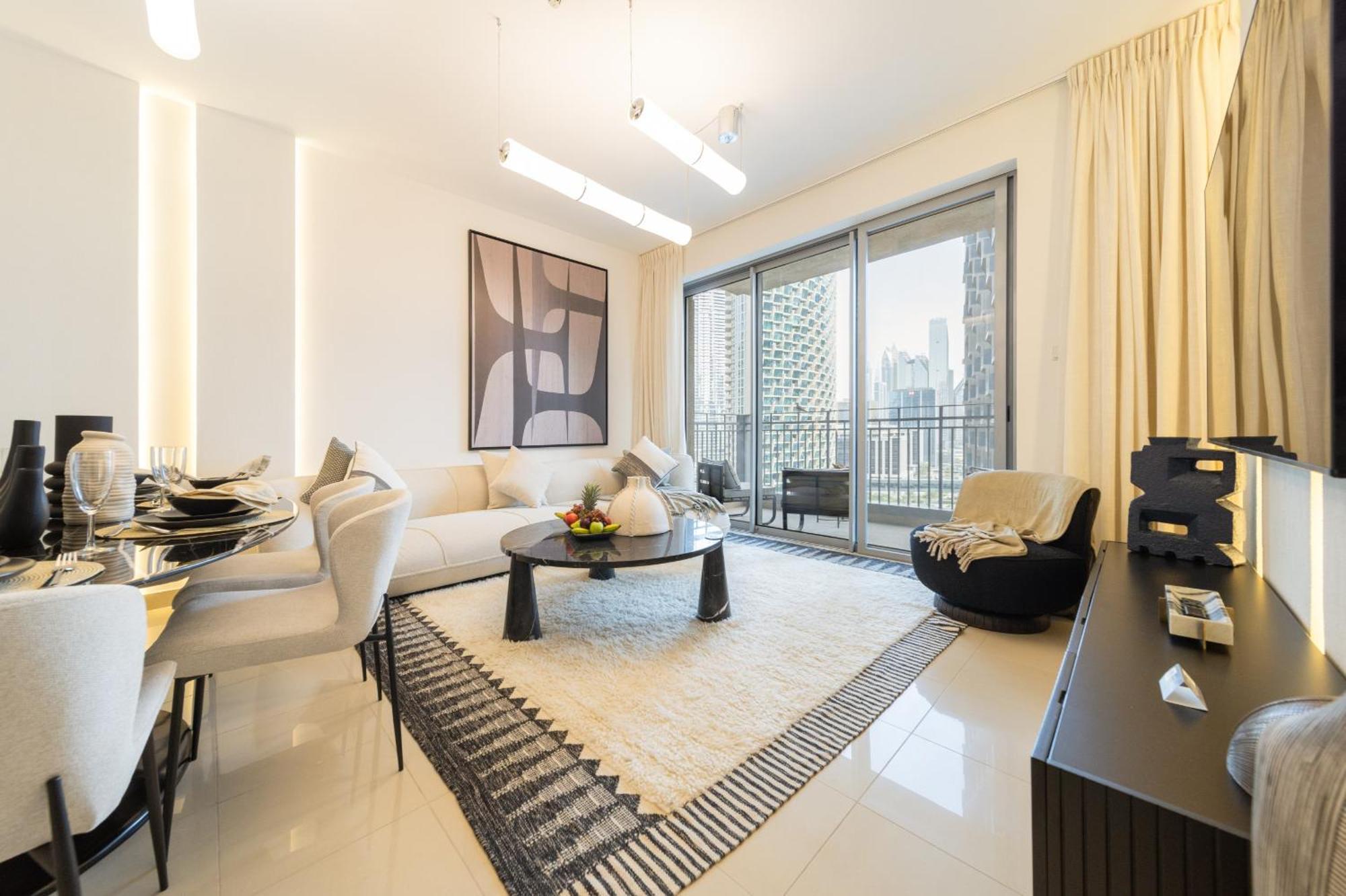 Eden's Homes & - Standpoint Residences Apartment *
