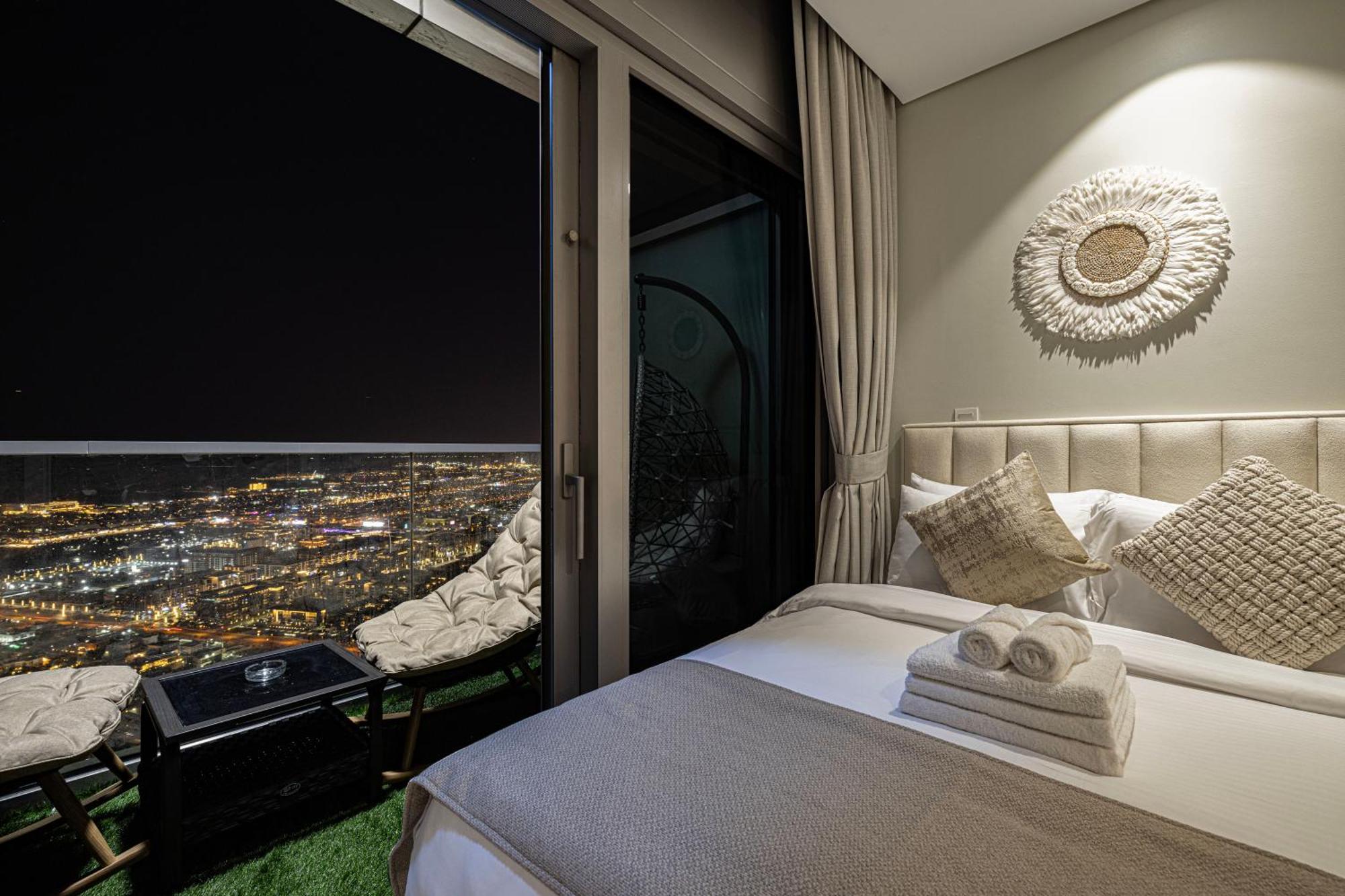 Apartment Burj View 64th Floor Infinity Pool - Corner Unit *