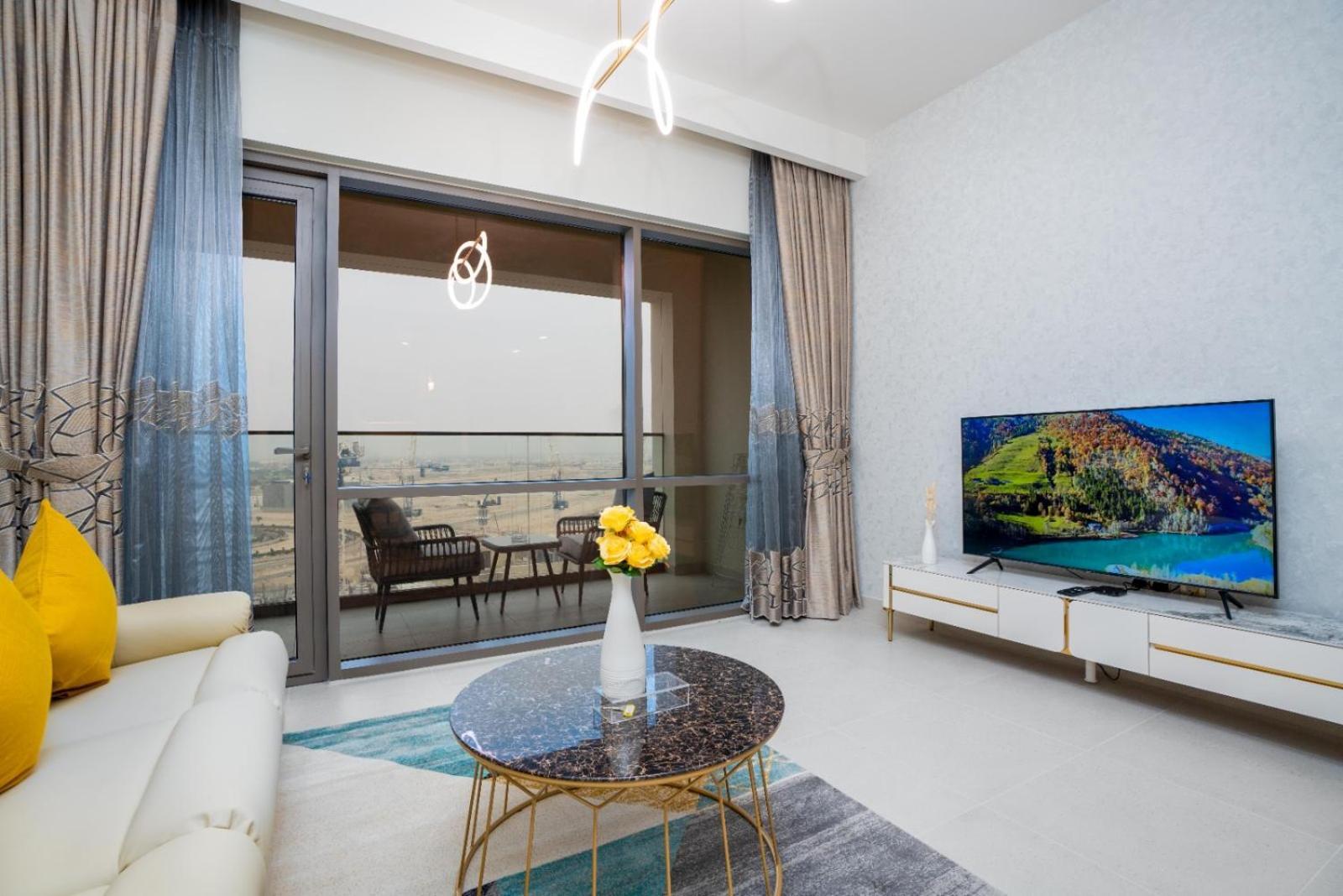 Luxurious 1br In Creek Vida 3mins Walk To Private Apartment