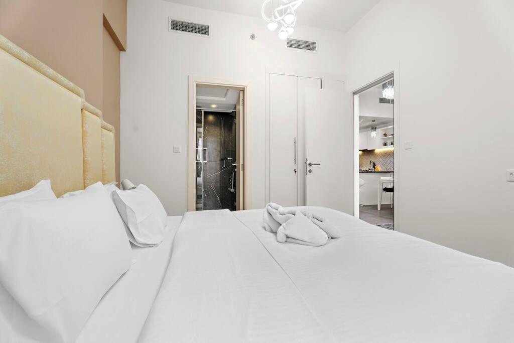 Stonetree - Furnished 1 Bedroom In Peaceful Community Apartment *