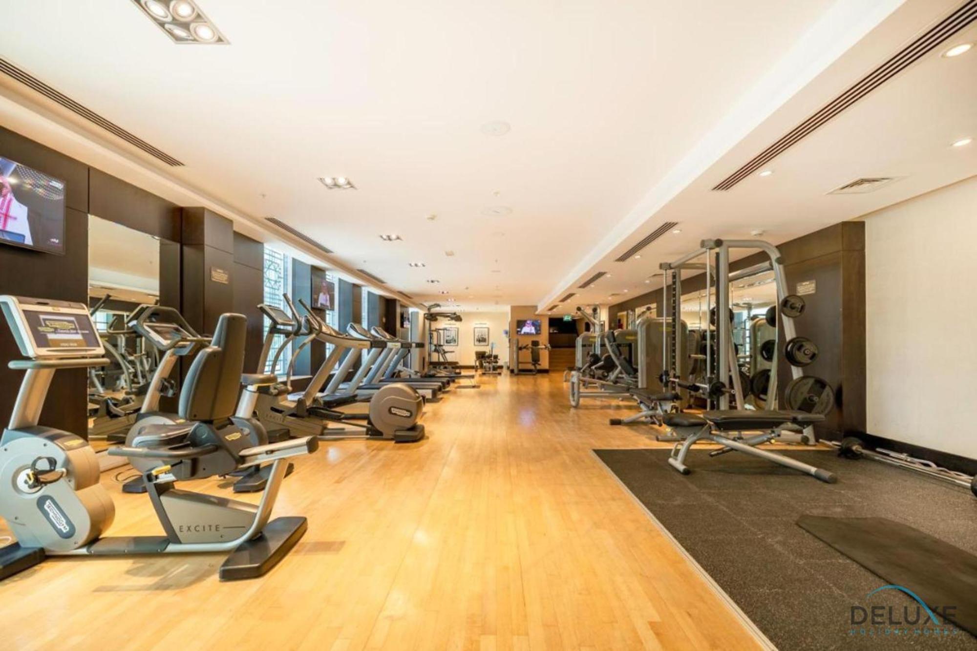 Affluent 2br At The Residences 7 Downtown By Deluxe Homes Apartment *